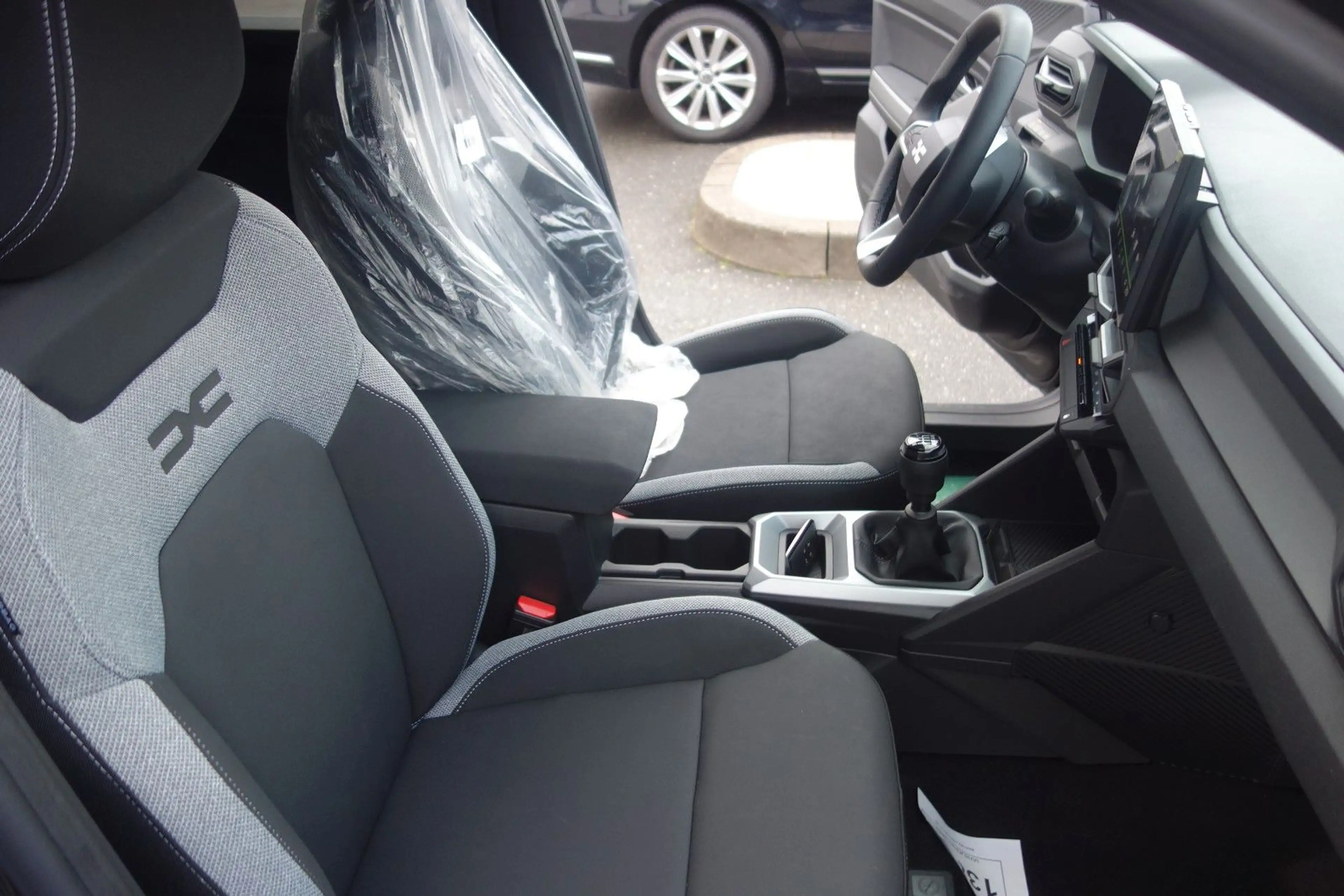 Dacia Bigster TCe 140 Journey — photo 10