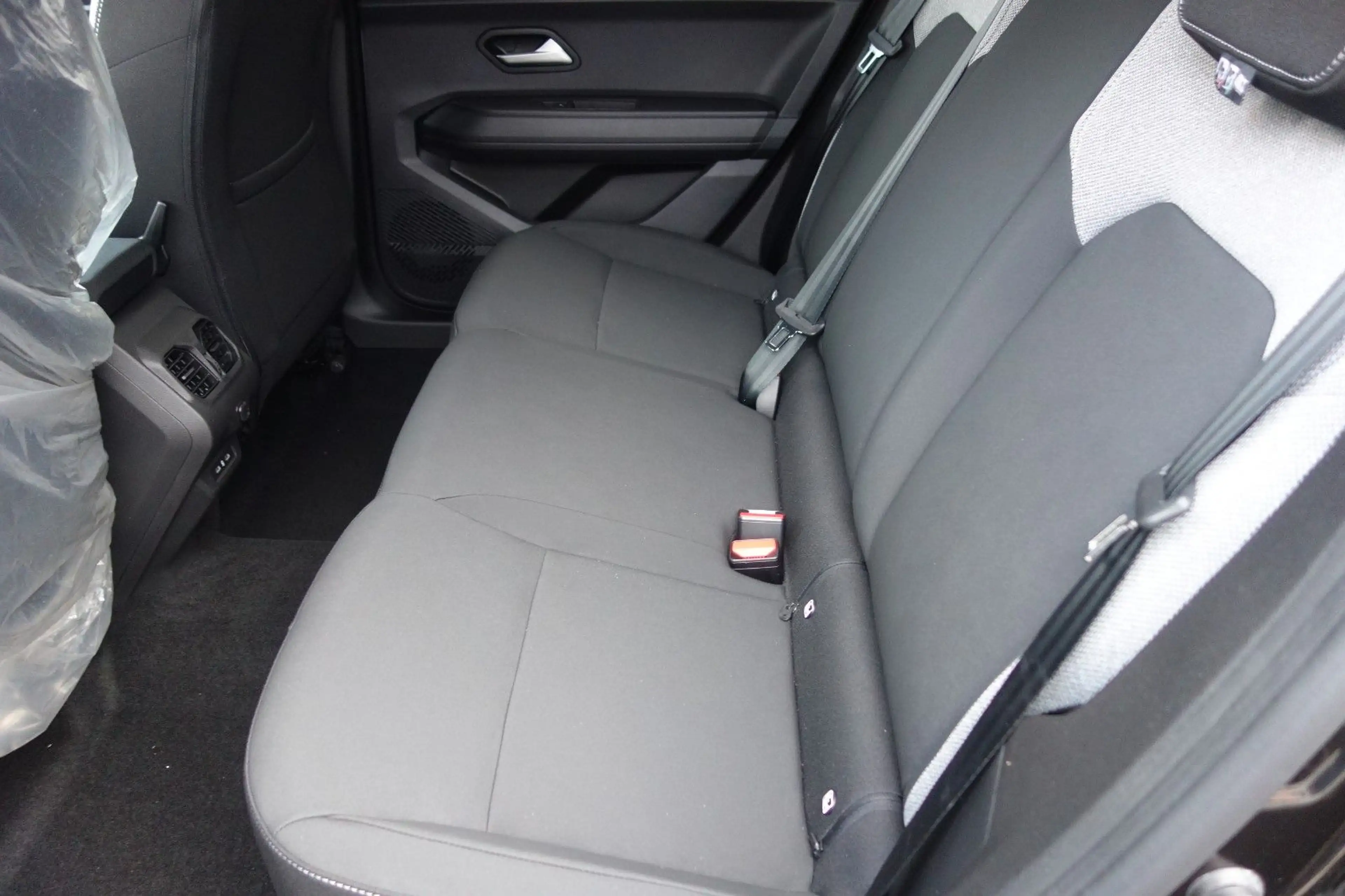 Dacia Bigster TCe 140 Journey — photo 8