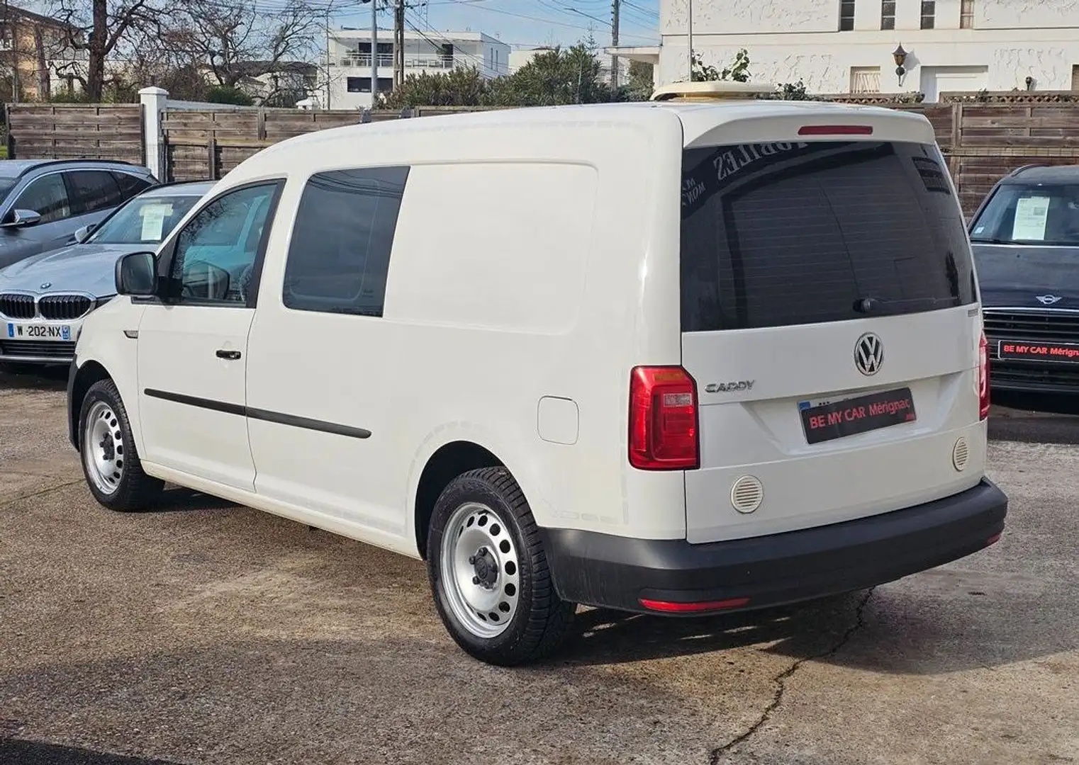 Volkswagen Caddy vw maxi 2.0l tdi 150cv equipé cinophyle tva recuperable Weiß - 2