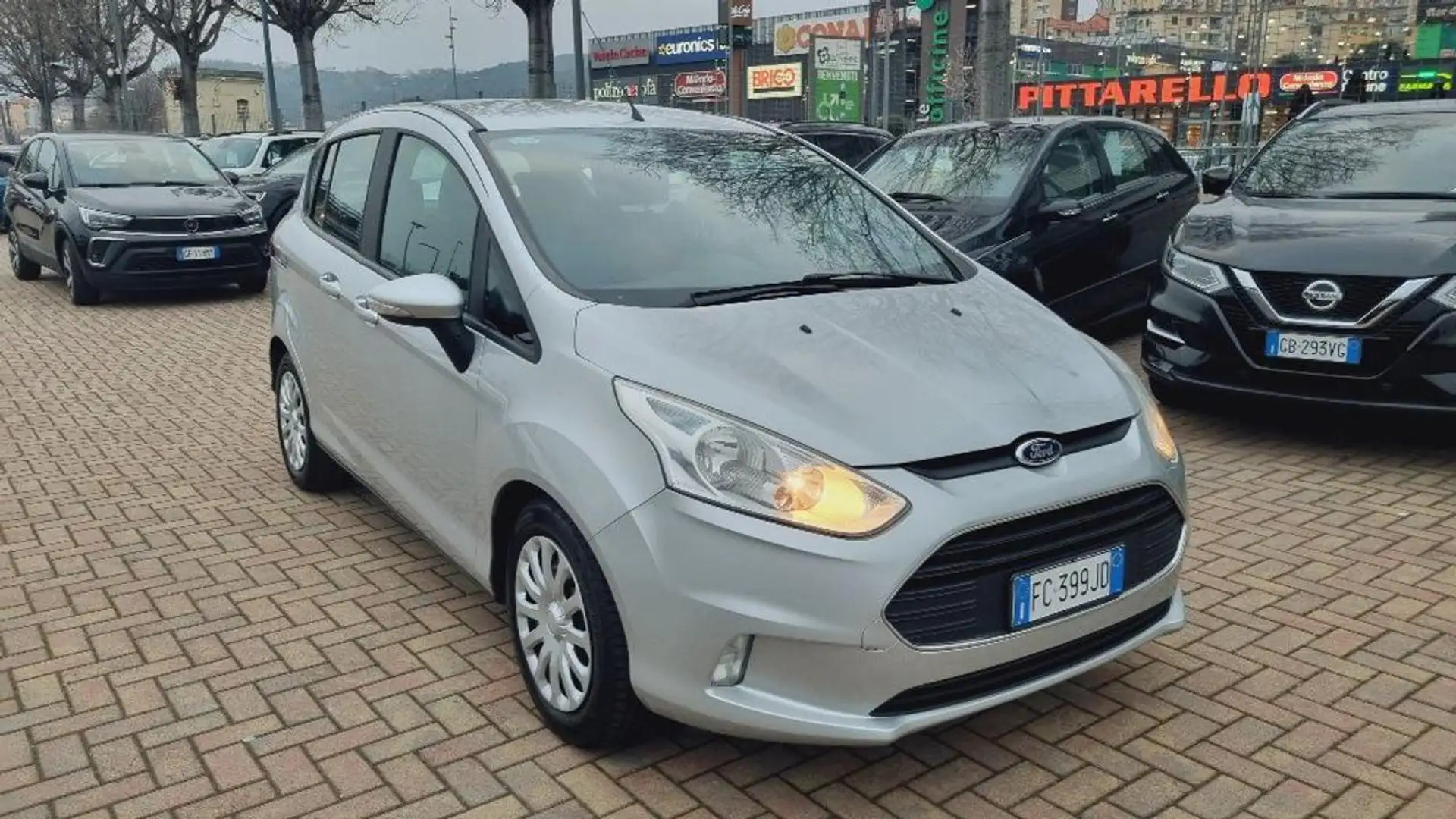 Ford B-Max 1.5 TDCi 75 CV Business Grijs - 2