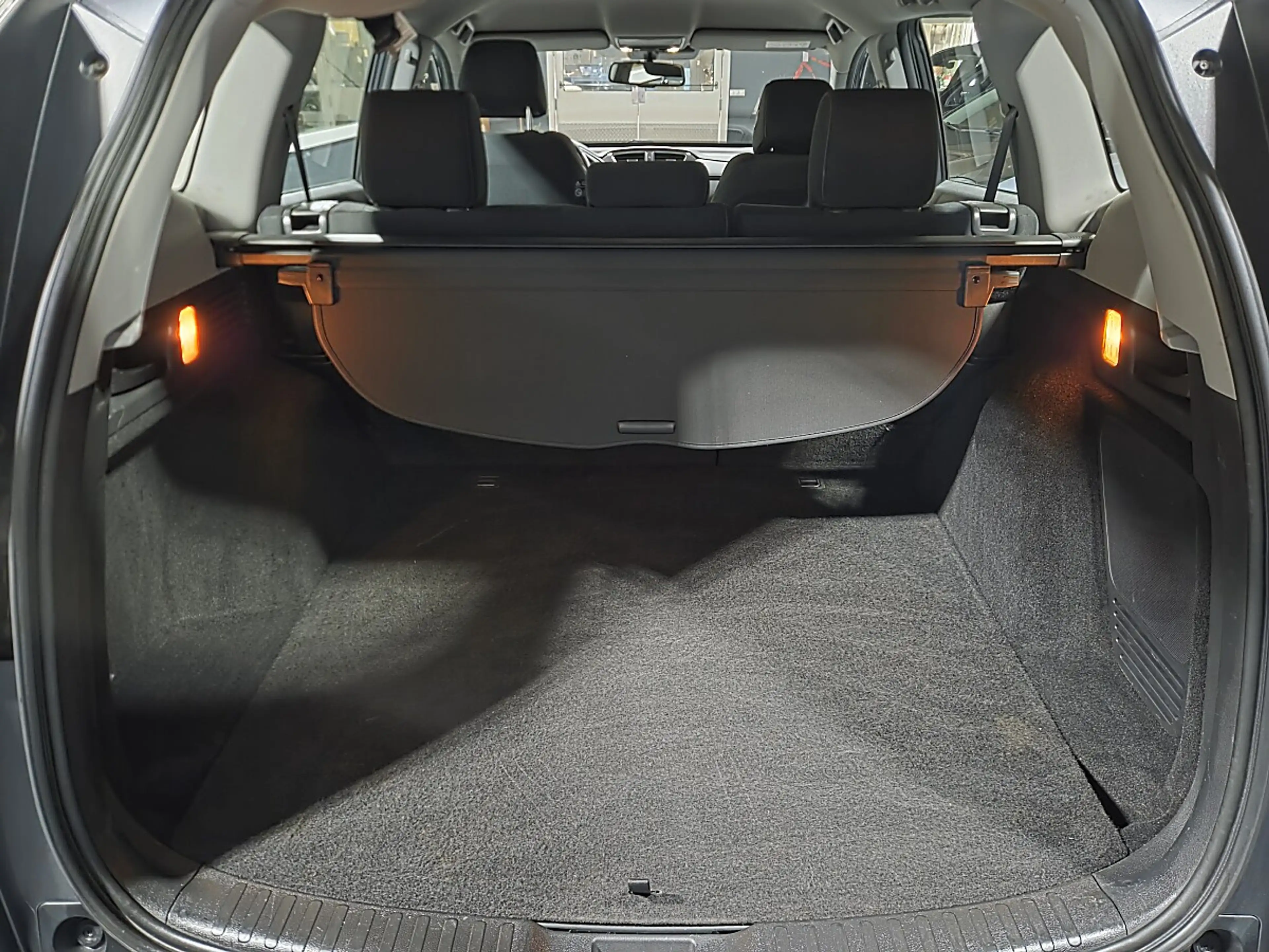 Honda CR-V 2,0 i-MMD Hybrid Elegance Aut. — photo 12