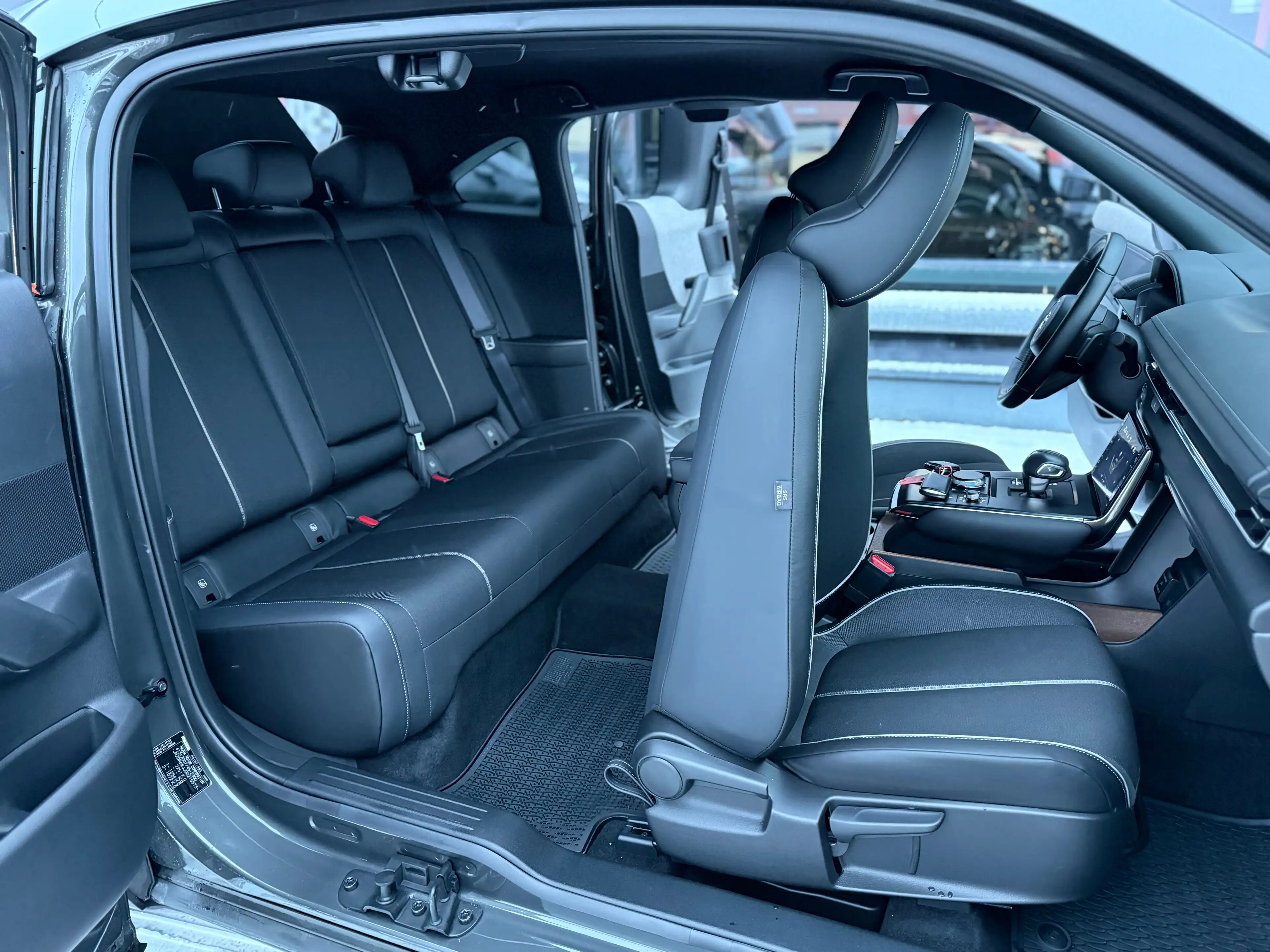 Mazda MX-30 17.8 kWh e-SKYACTIV R-EV Makoto GARANTIE 2030 — photo 11