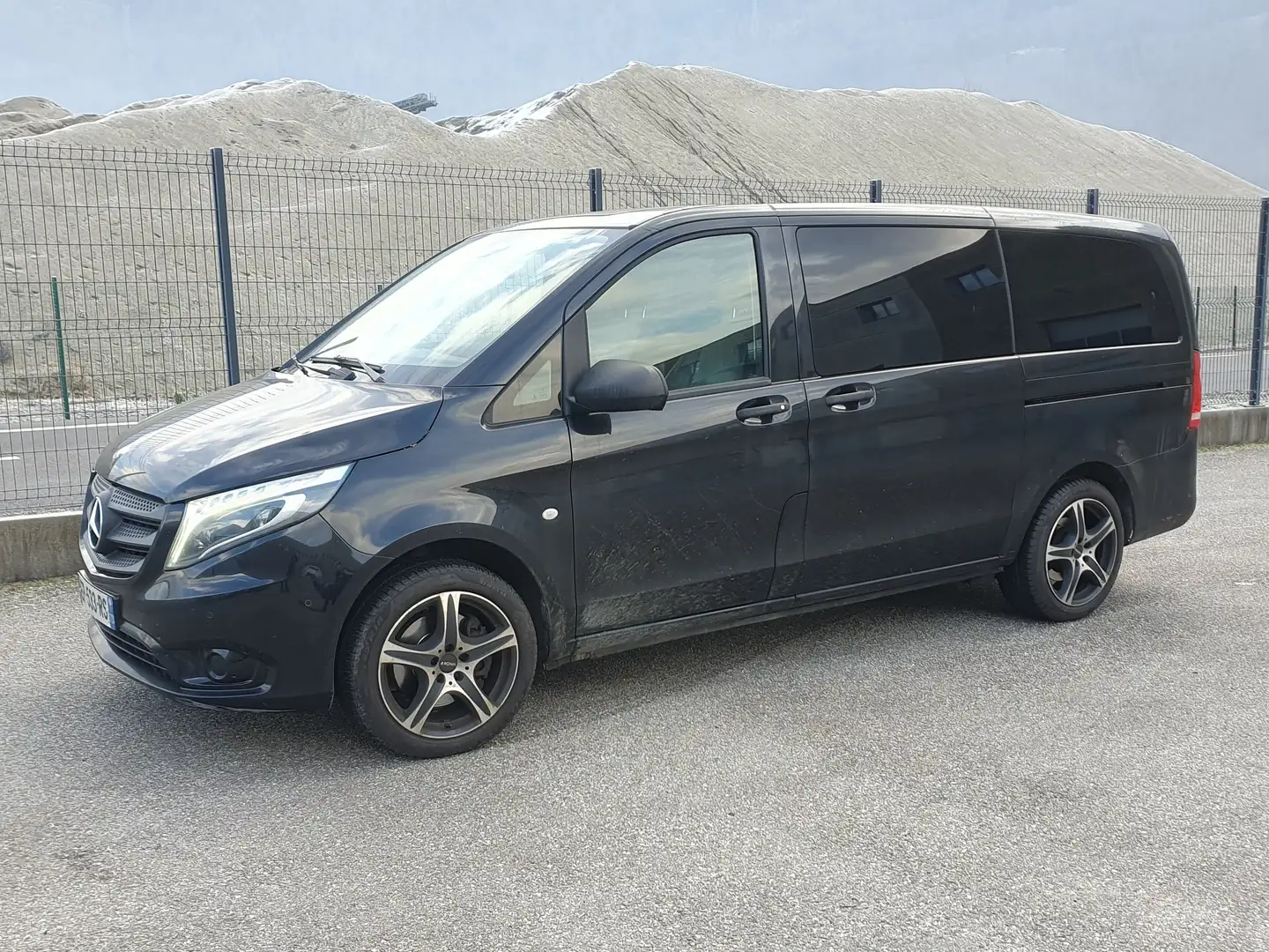 Mercedes-Benz Vito Vito Tourer 119 CDI Long Pro A Noir - 1