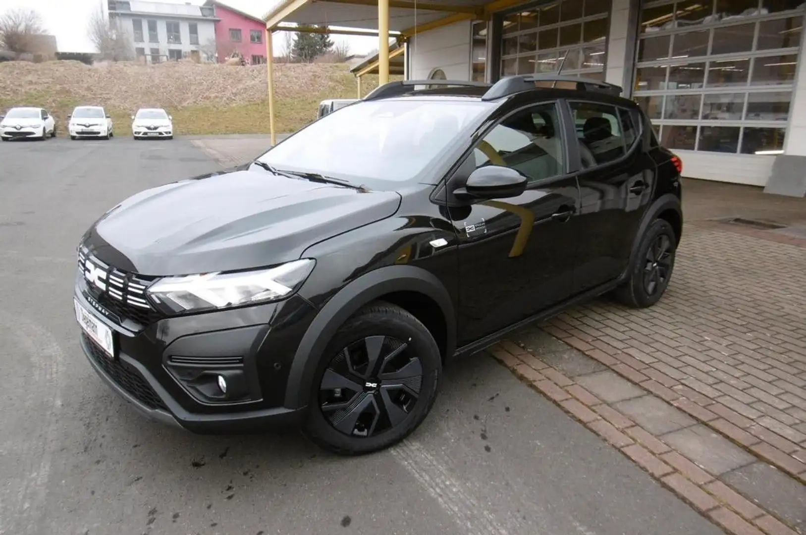 Dacia Sandero Stepway Expression TCe 90+RFK+Navi+Winte Schwarz - 1