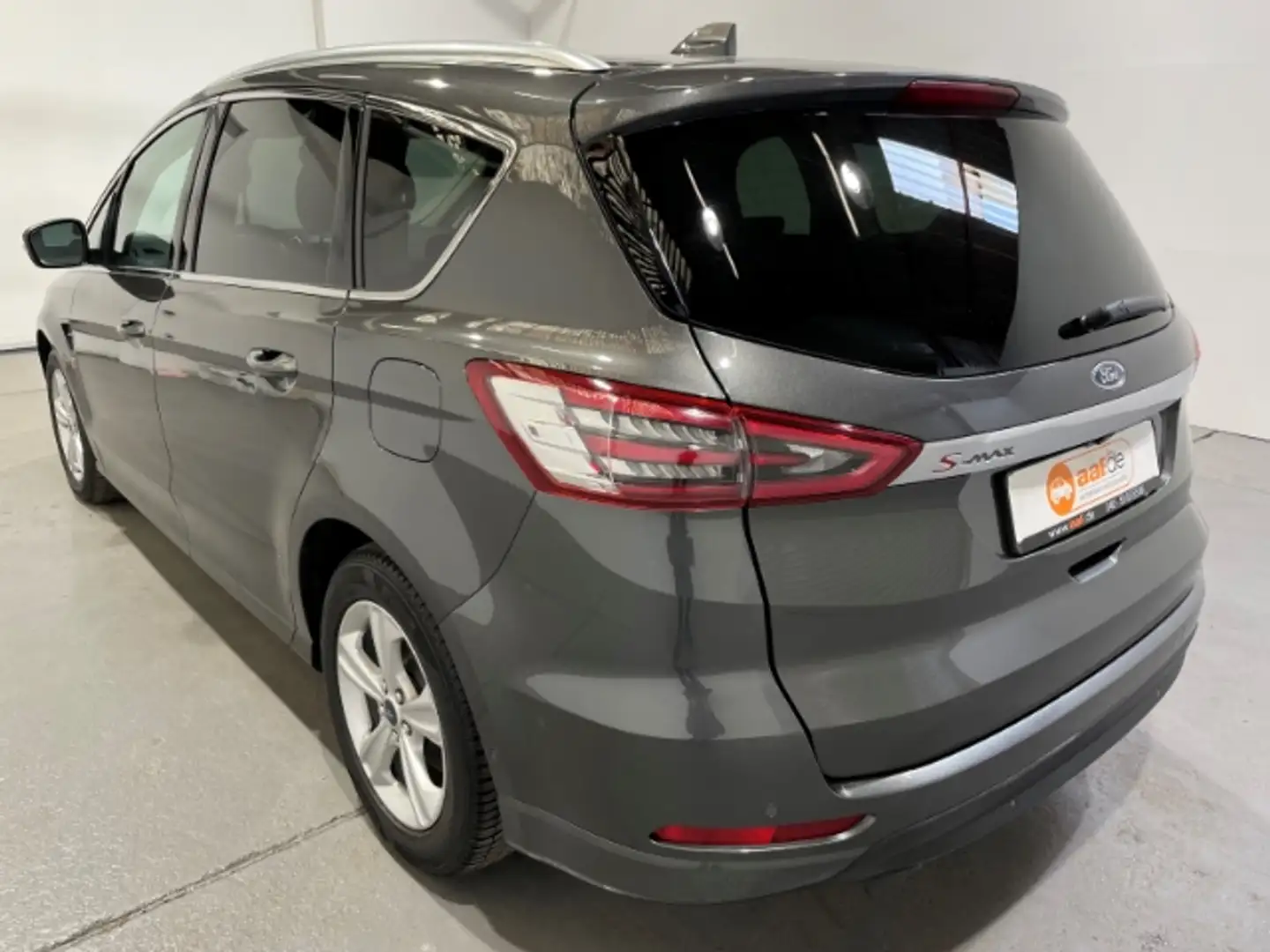 Ford S-Max 2.0 EcoBlue Titanium EU6d-T 7 Sitzer Leder Grey - 2