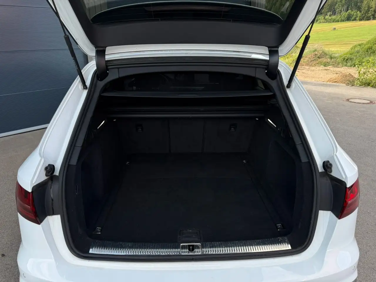 Audi A4 Avant 40 TDI quattro S line *Pano *HUD *AHK, миниатюра 21