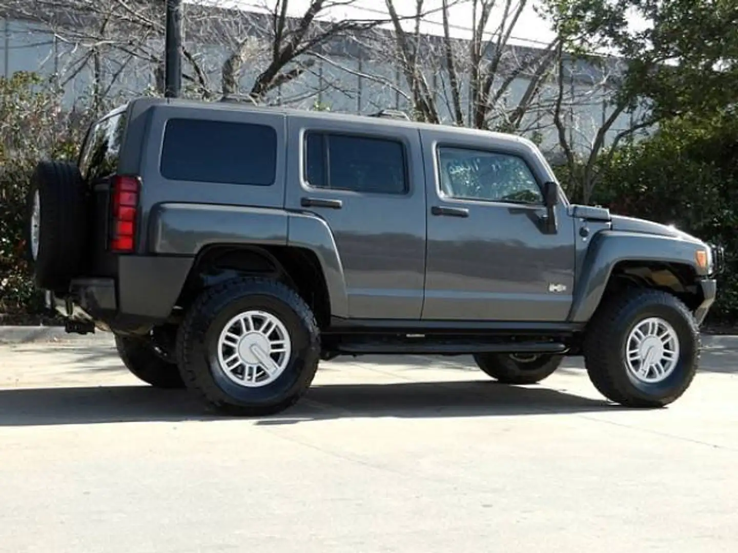 HUMMER H3 Šedá - 2