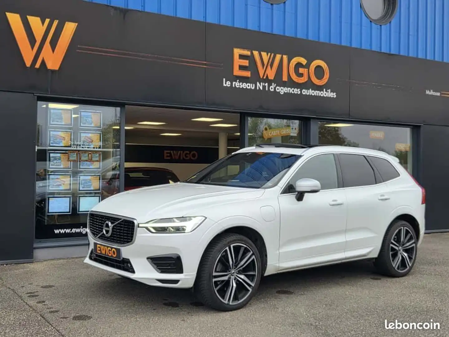 Volvo XC60 T8 TWIN ENGINE 303 %2B 87ch R-DESIGN GEARTRONIC AWD TOIT PANO-Bowers & Wilkins Bianco - 1