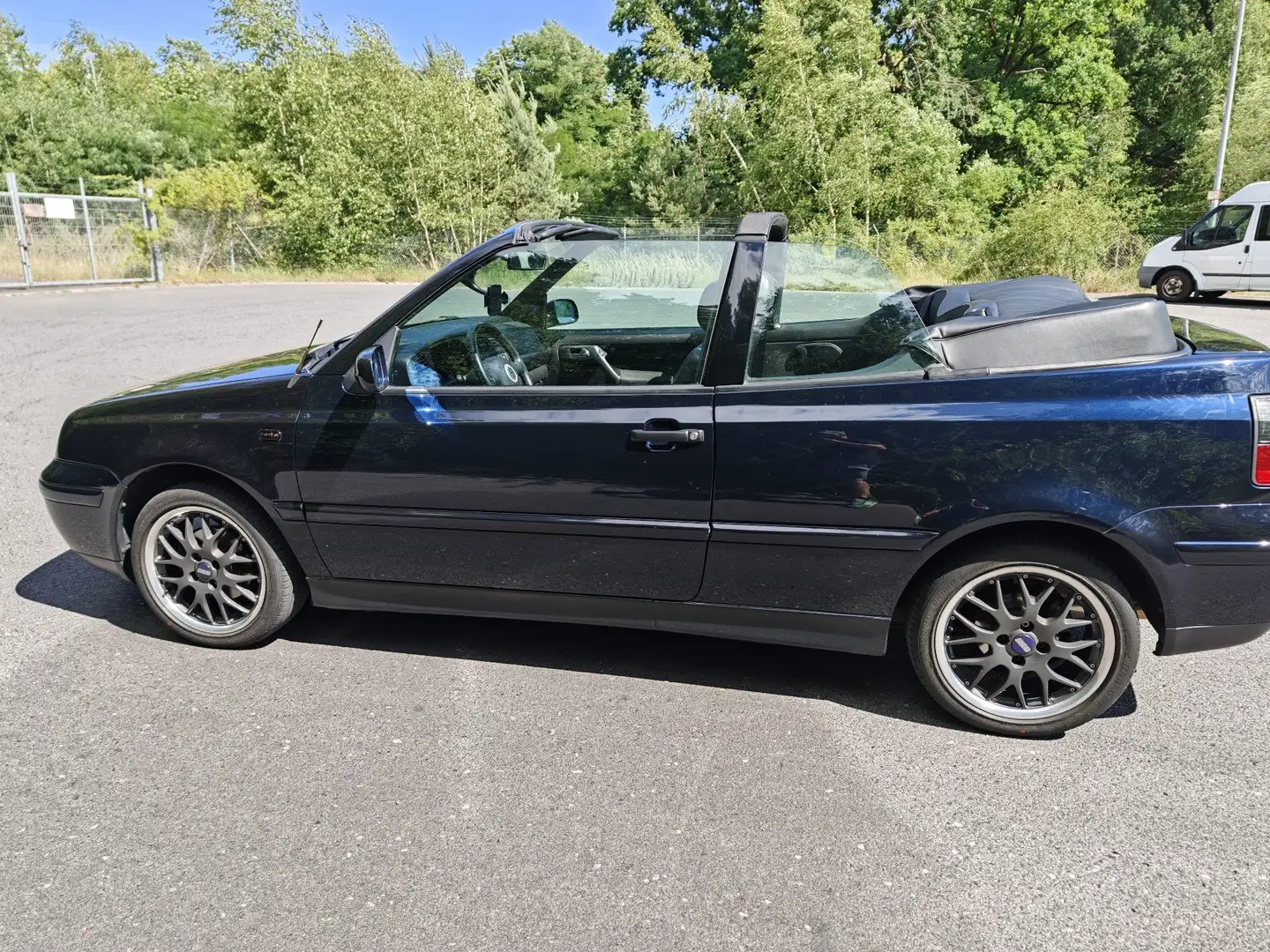 Volkswagen Golf Cabriolet Cabrio 2.0 Highline Bleu - 1