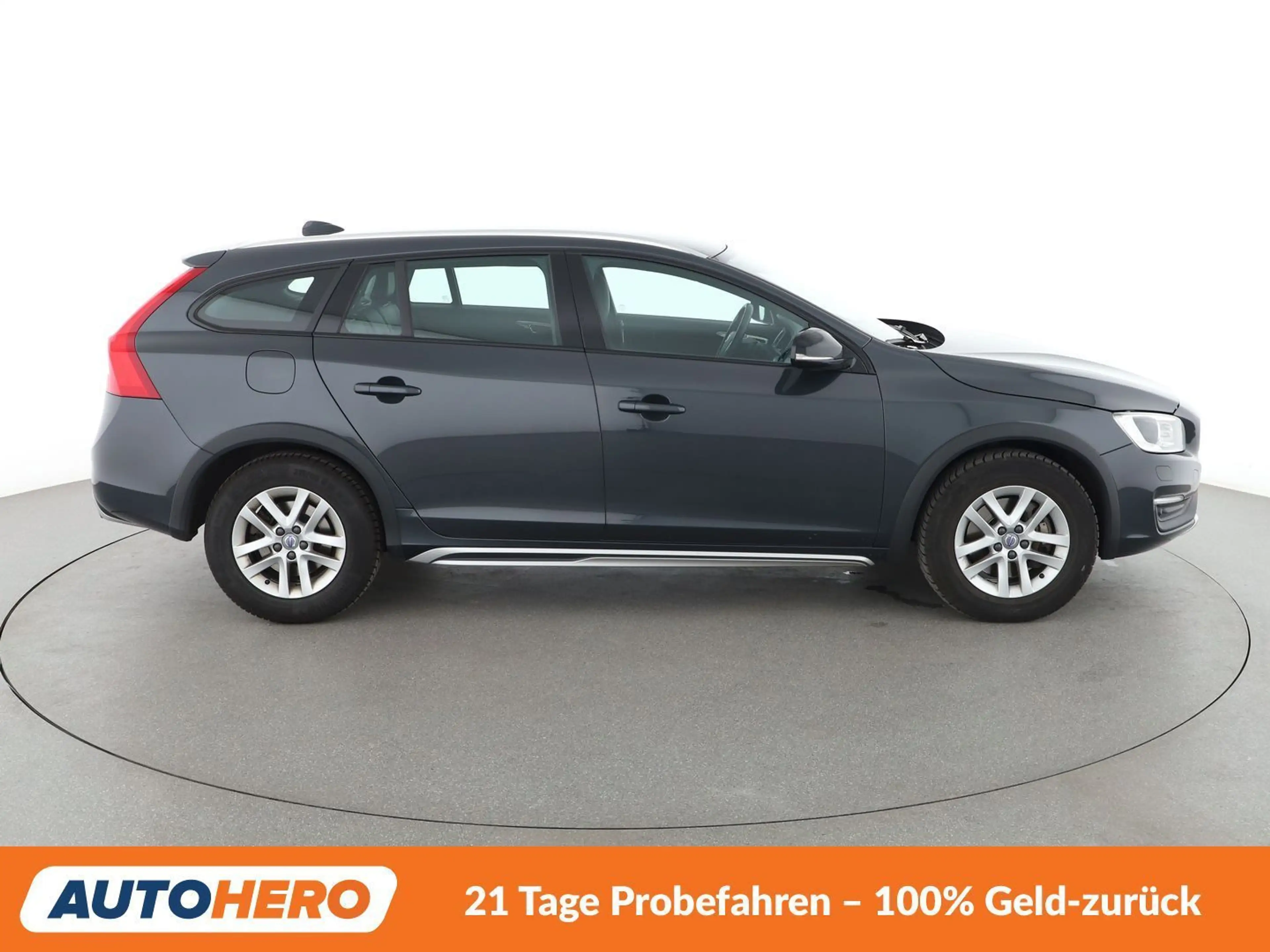 Volvo V60 Cross Country 2.4 D4 Summum AWD Aut.*NAVI*BI-XENON*TEMPO*PDC*SHZ — photo 7