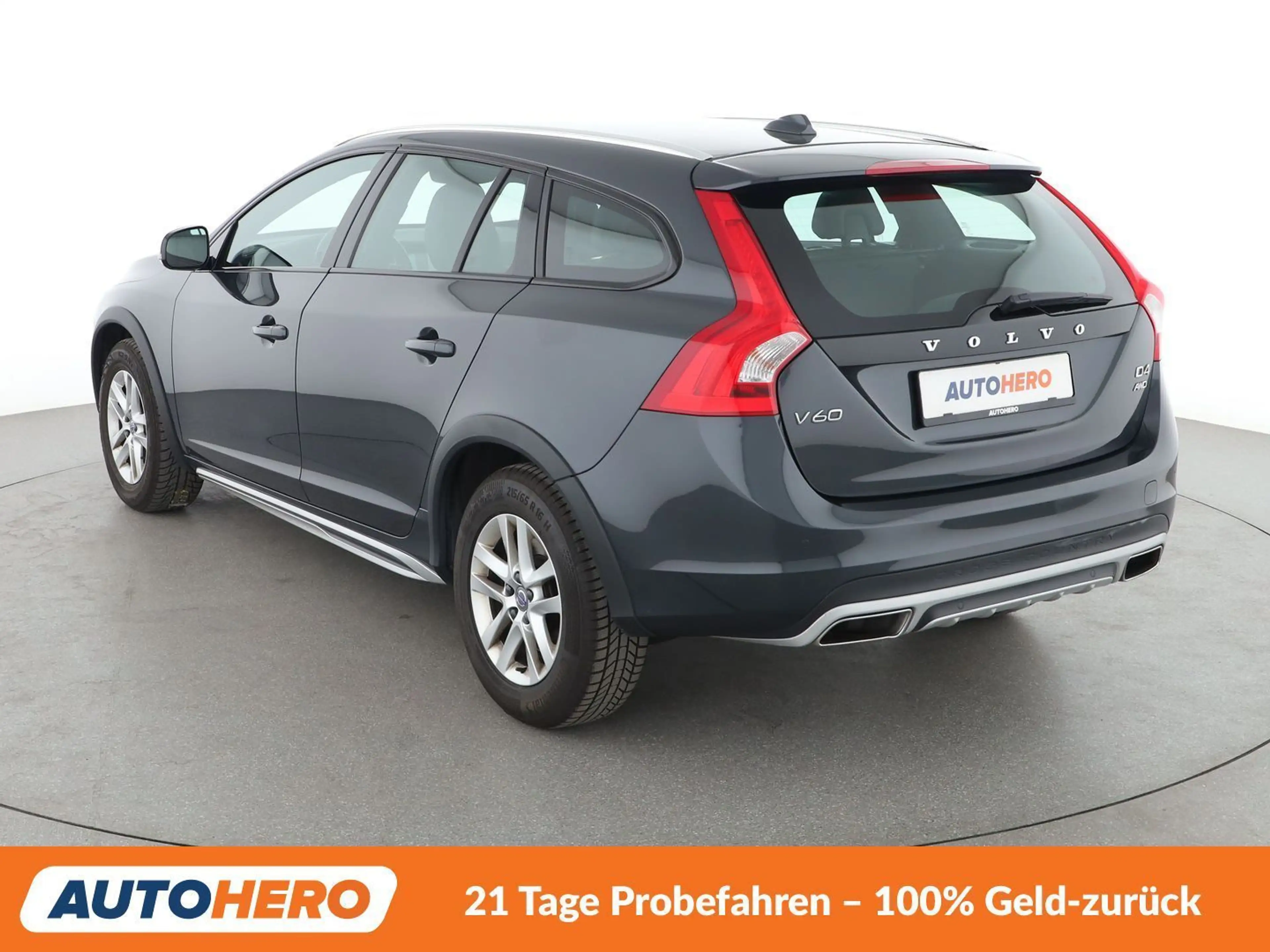 Volvo V60 Cross Country 2.4 D4 Summum AWD Aut.*NAVI*BI-XENON*TEMPO*PDC*SHZ — photo 4