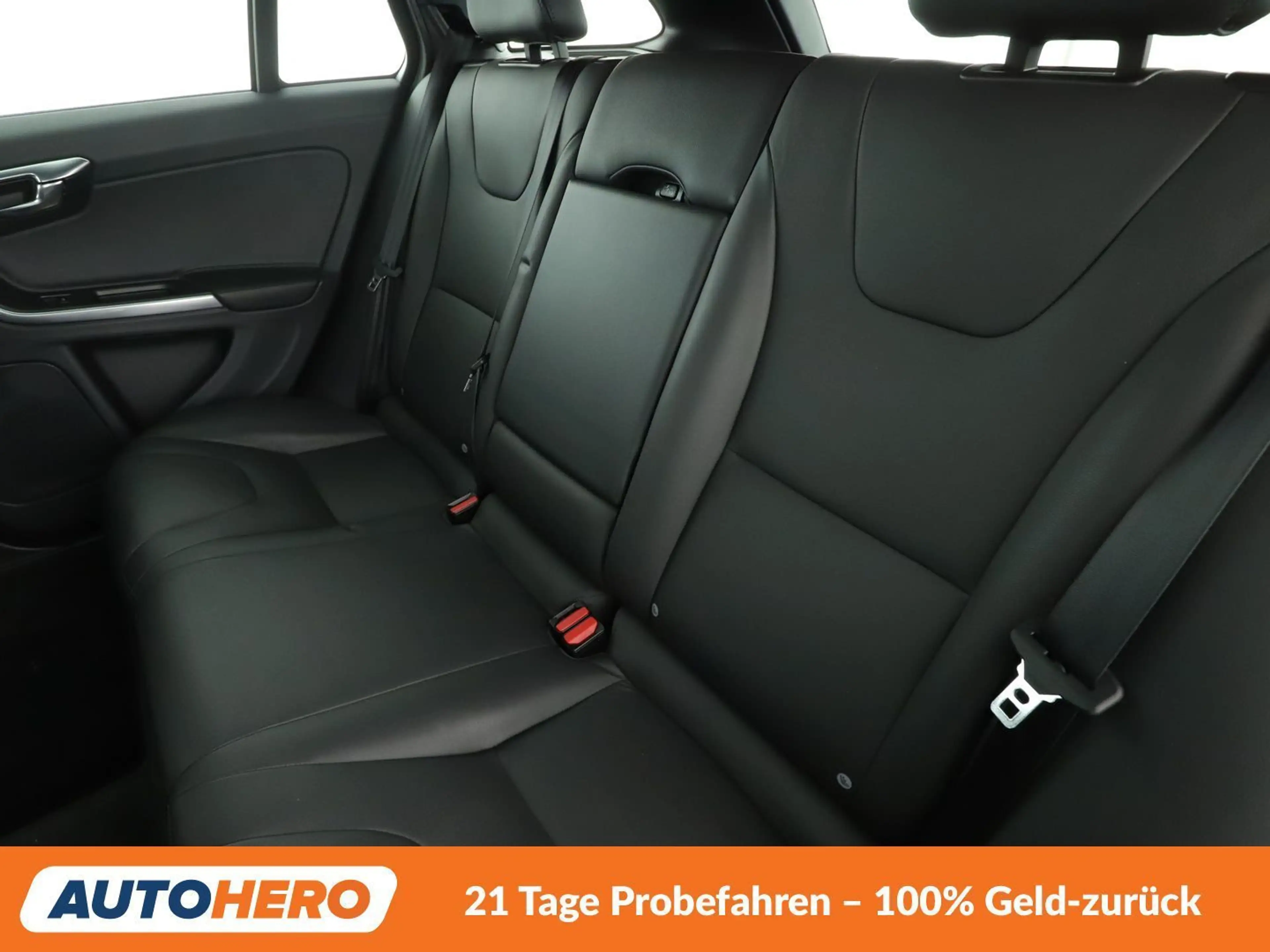 Volvo V60 Cross Country 2.4 D4 Summum AWD Aut.*NAVI*BI-XENON*TEMPO*PDC*SHZ — photo 14