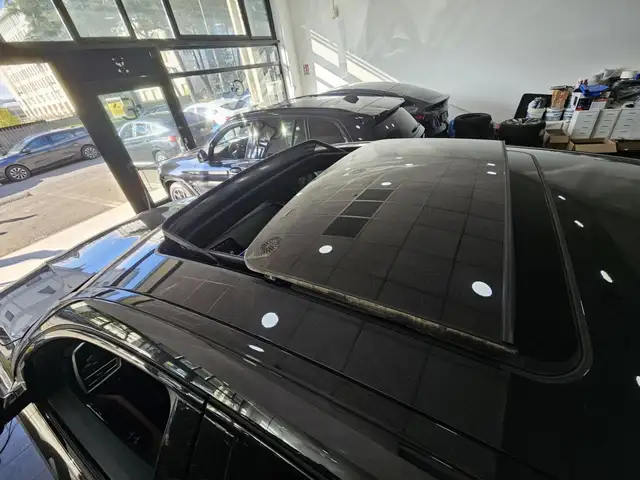BMW X6 view 6