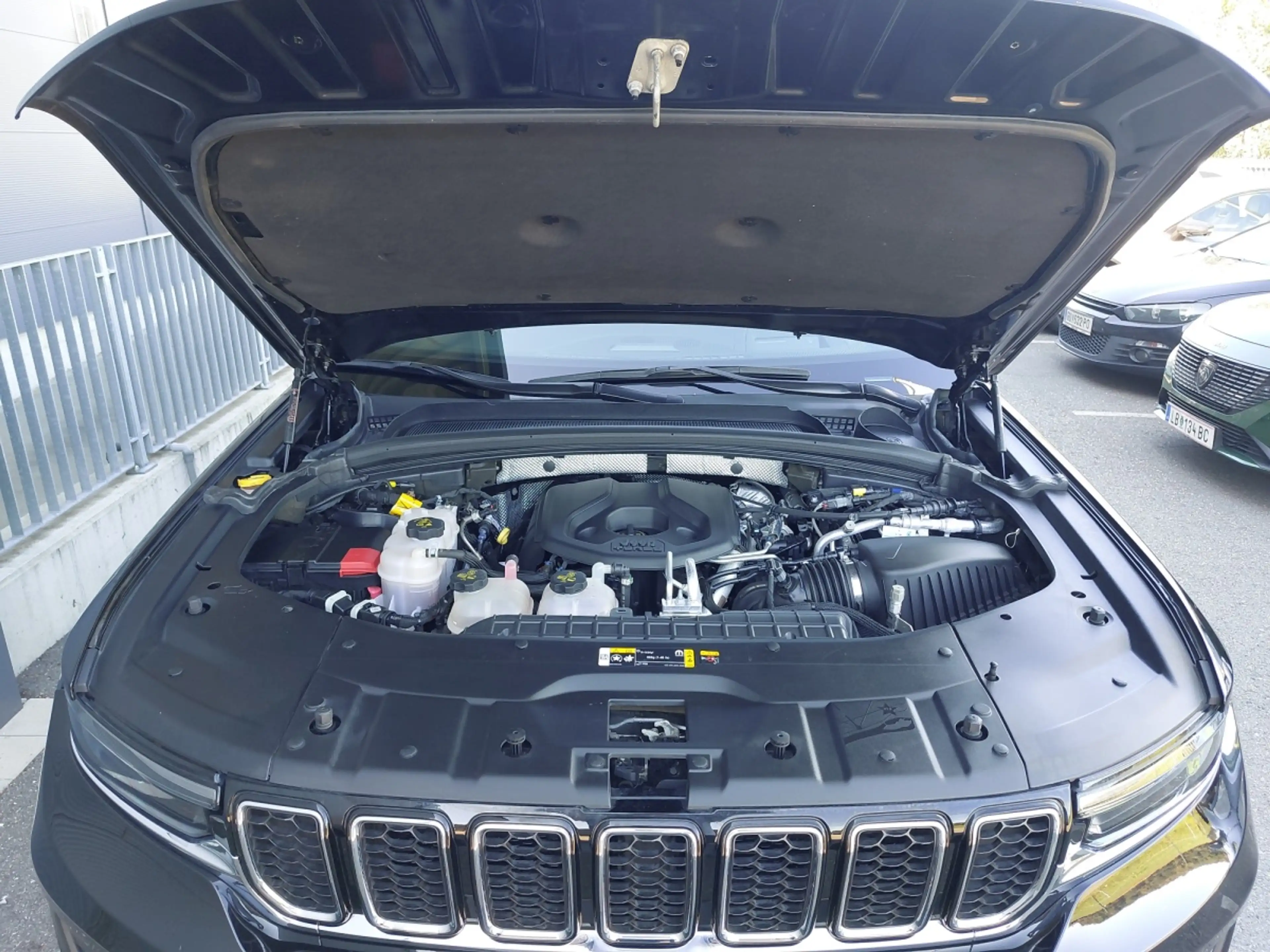 Jeep Grand Cherokee 2.0 PHEV 13,3kWh AT 4xe Overland — photo 20