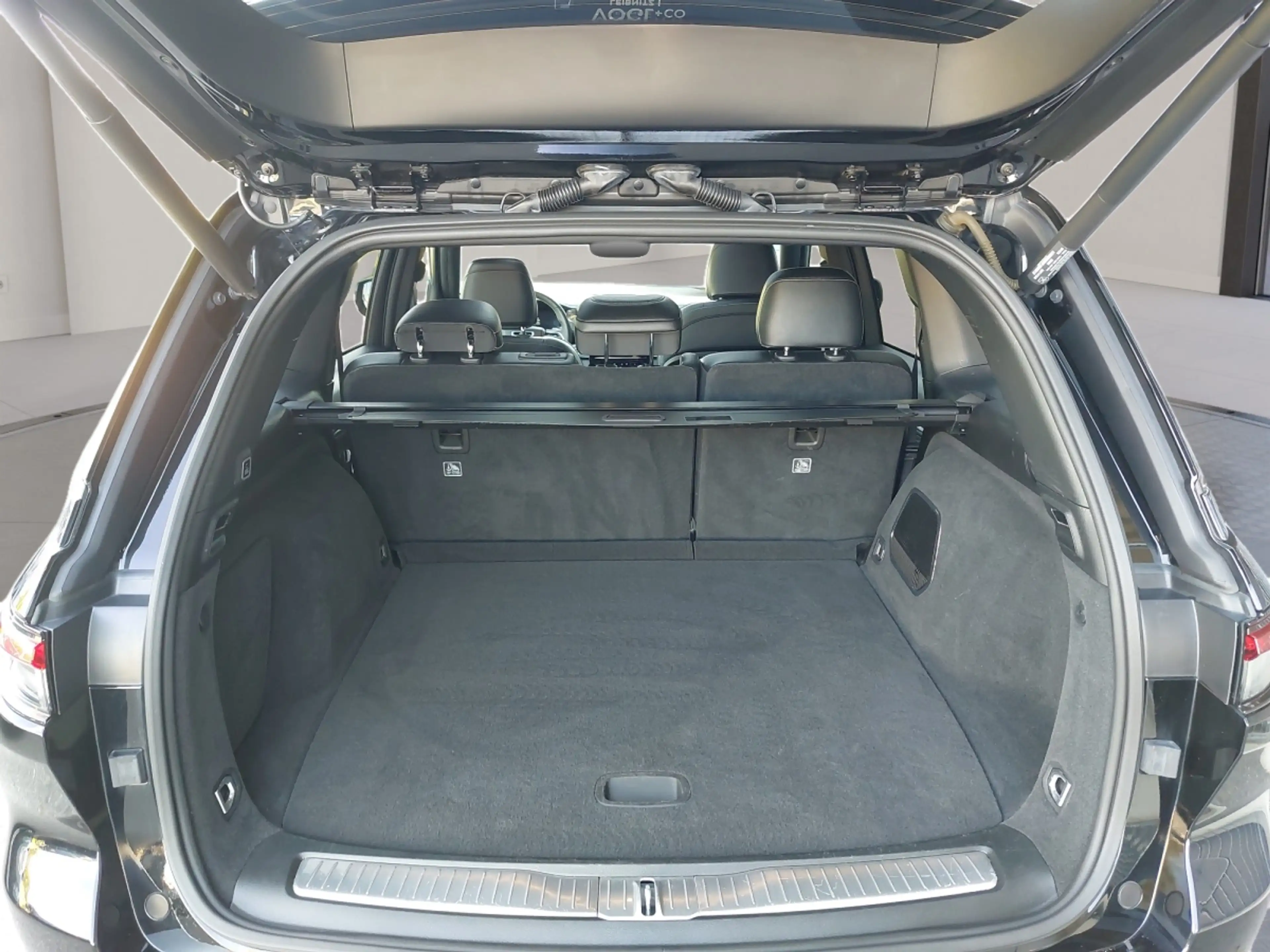 Jeep Grand Cherokee 2.0 PHEV 13,3kWh AT 4xe Overland — photo 12