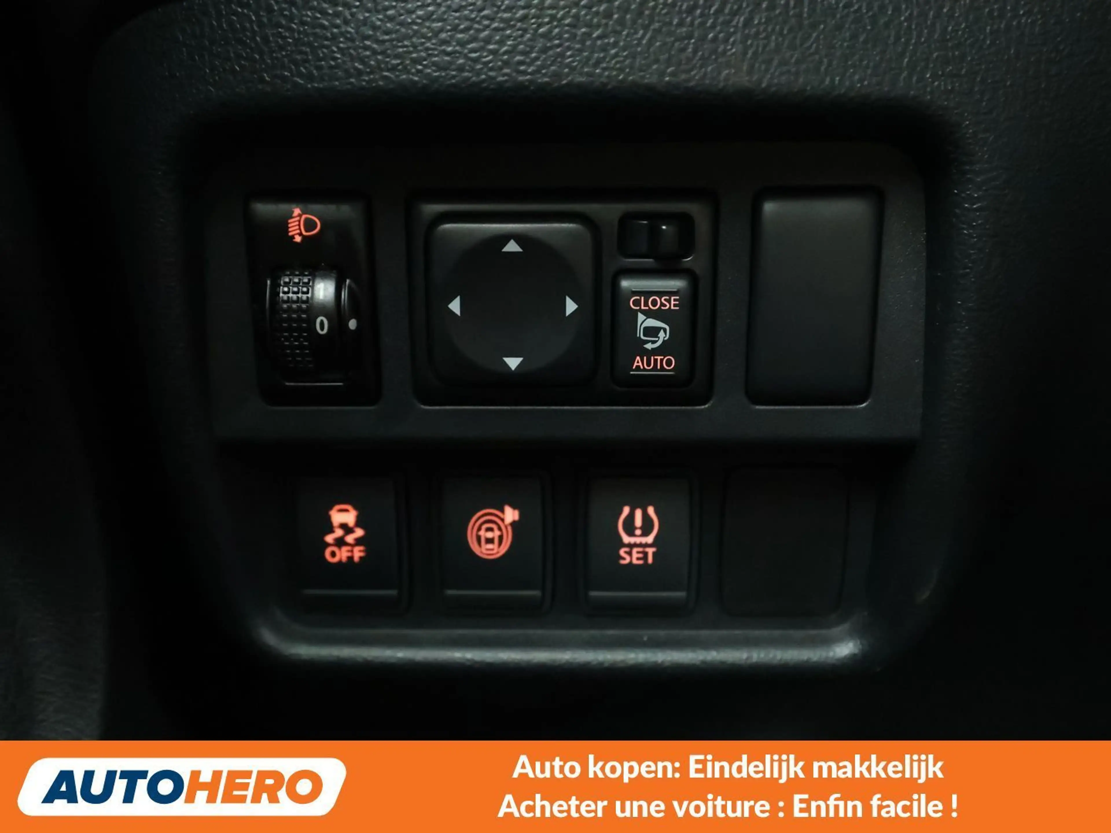 Nissan Juke 1.6 Tekna — photo 12