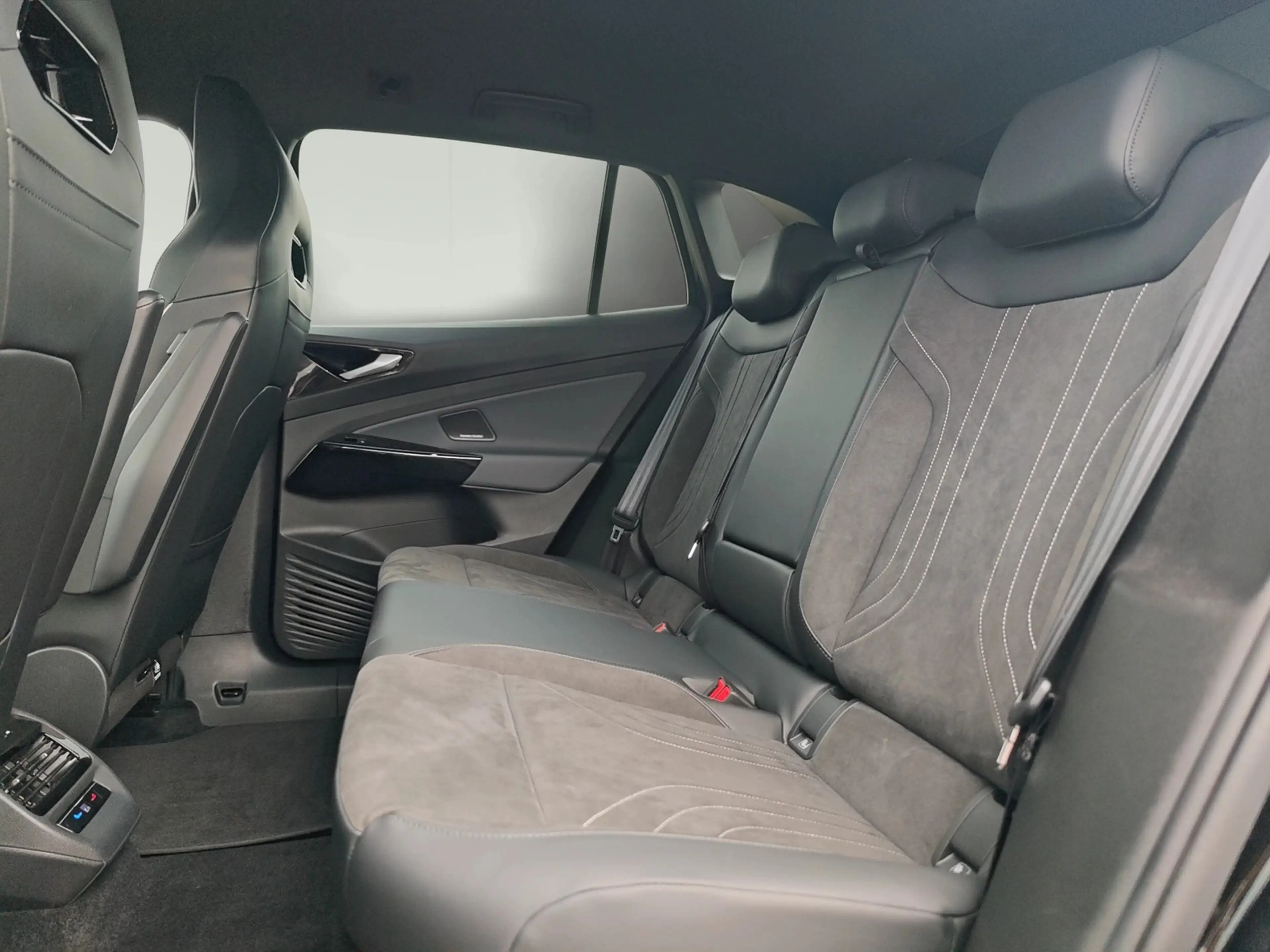 Volkswagen ID.4 Pro Black Style AHK*WäPu*Matrix*7 Pakete* — photo 12