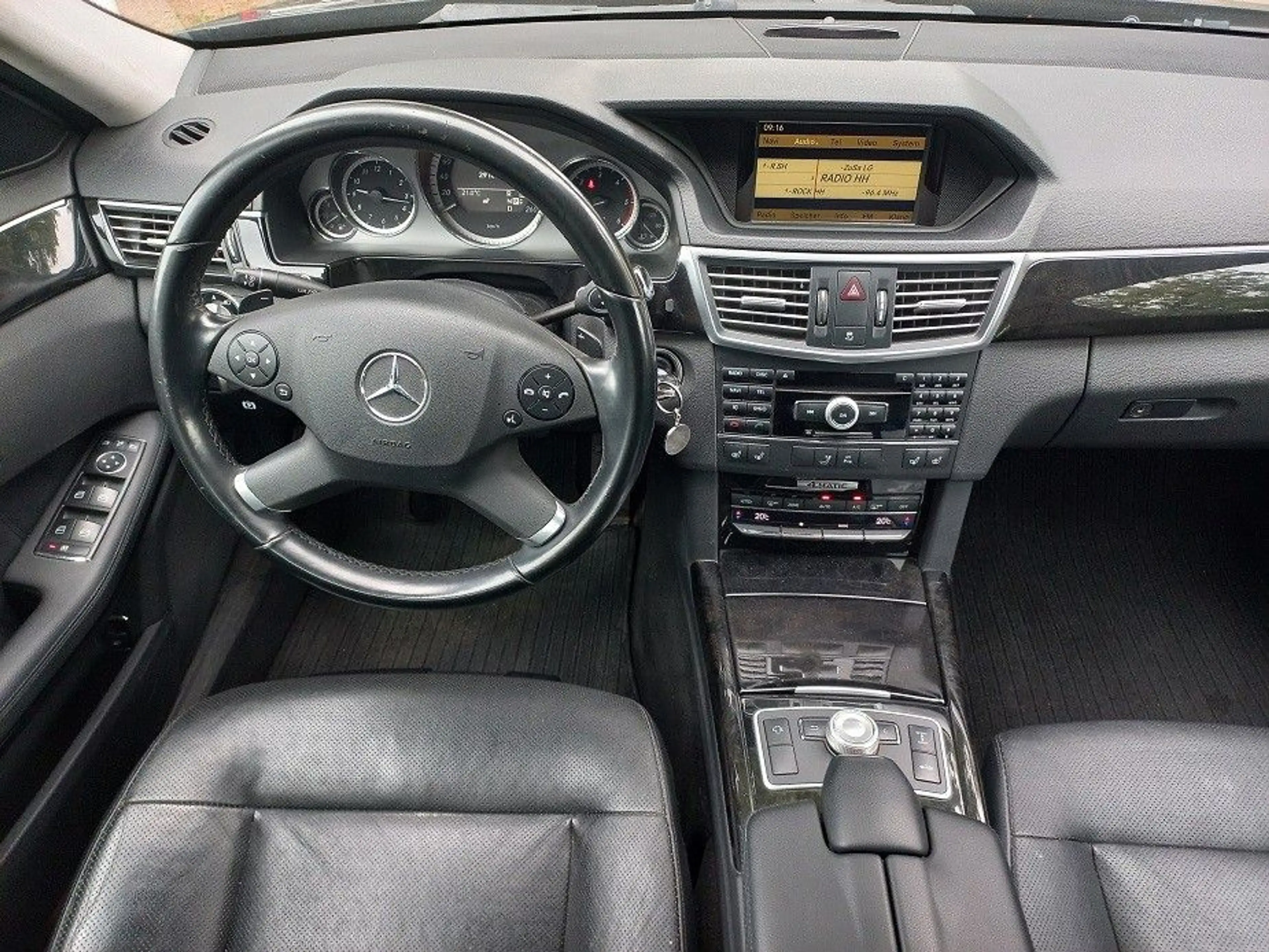 Mercedes-Benz E 350 CDI Avantgarde 4Matic Klima Navi AMG18" — photo 24