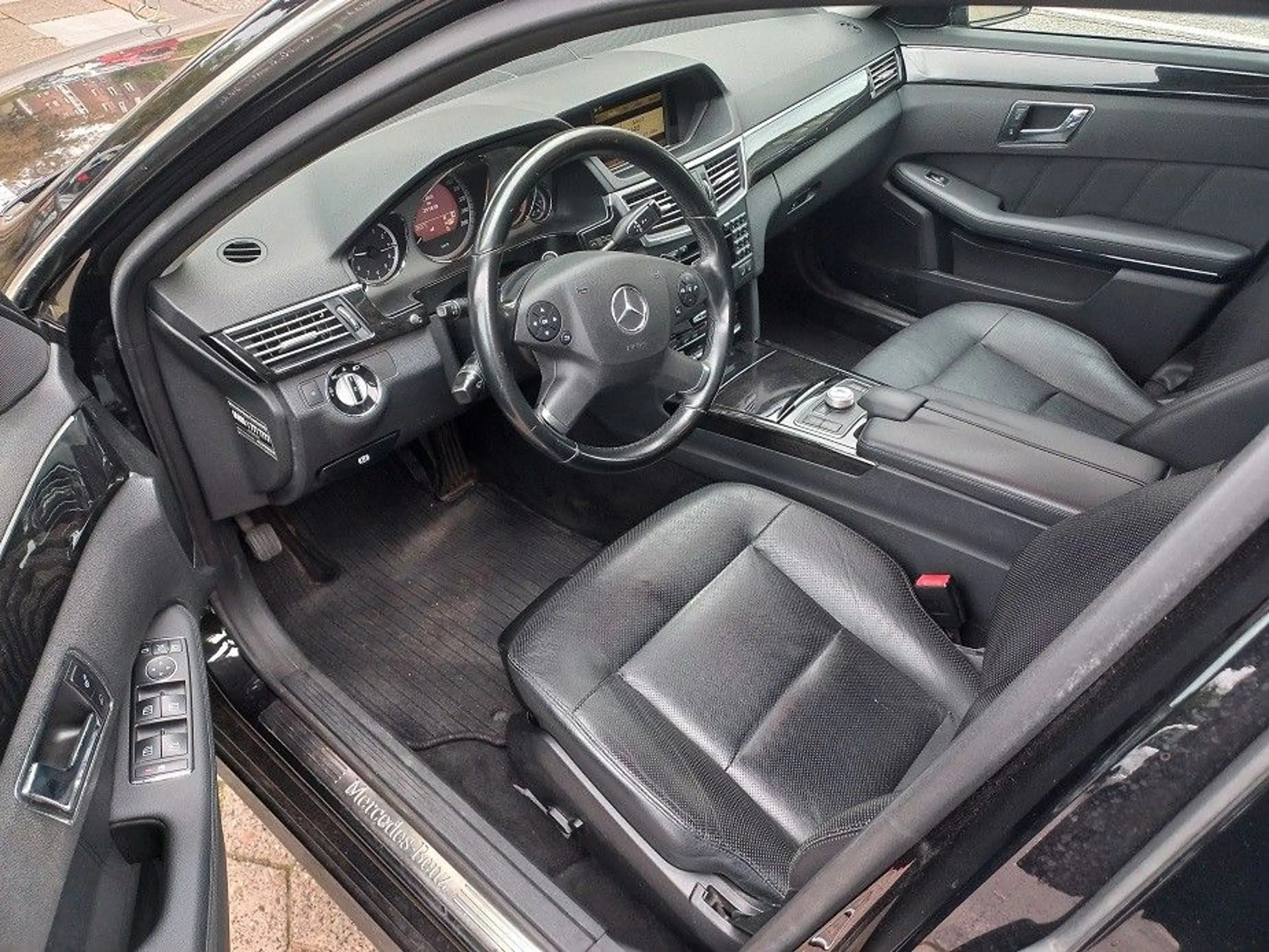 Mercedes-Benz E 350 CDI Avantgarde 4Matic Klima Navi AMG18" — photo 20