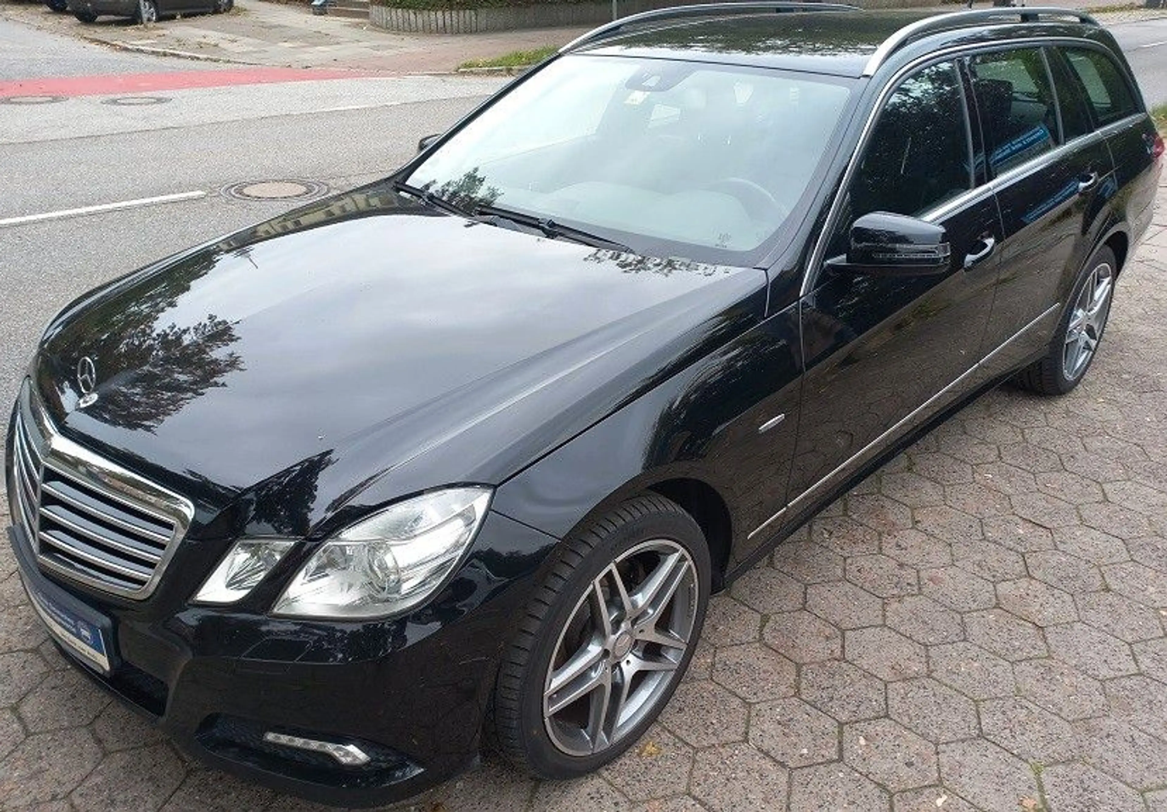 Mercedes-Benz E 350 CDI Avantgarde 4Matic Klima Navi AMG18" — photo 3