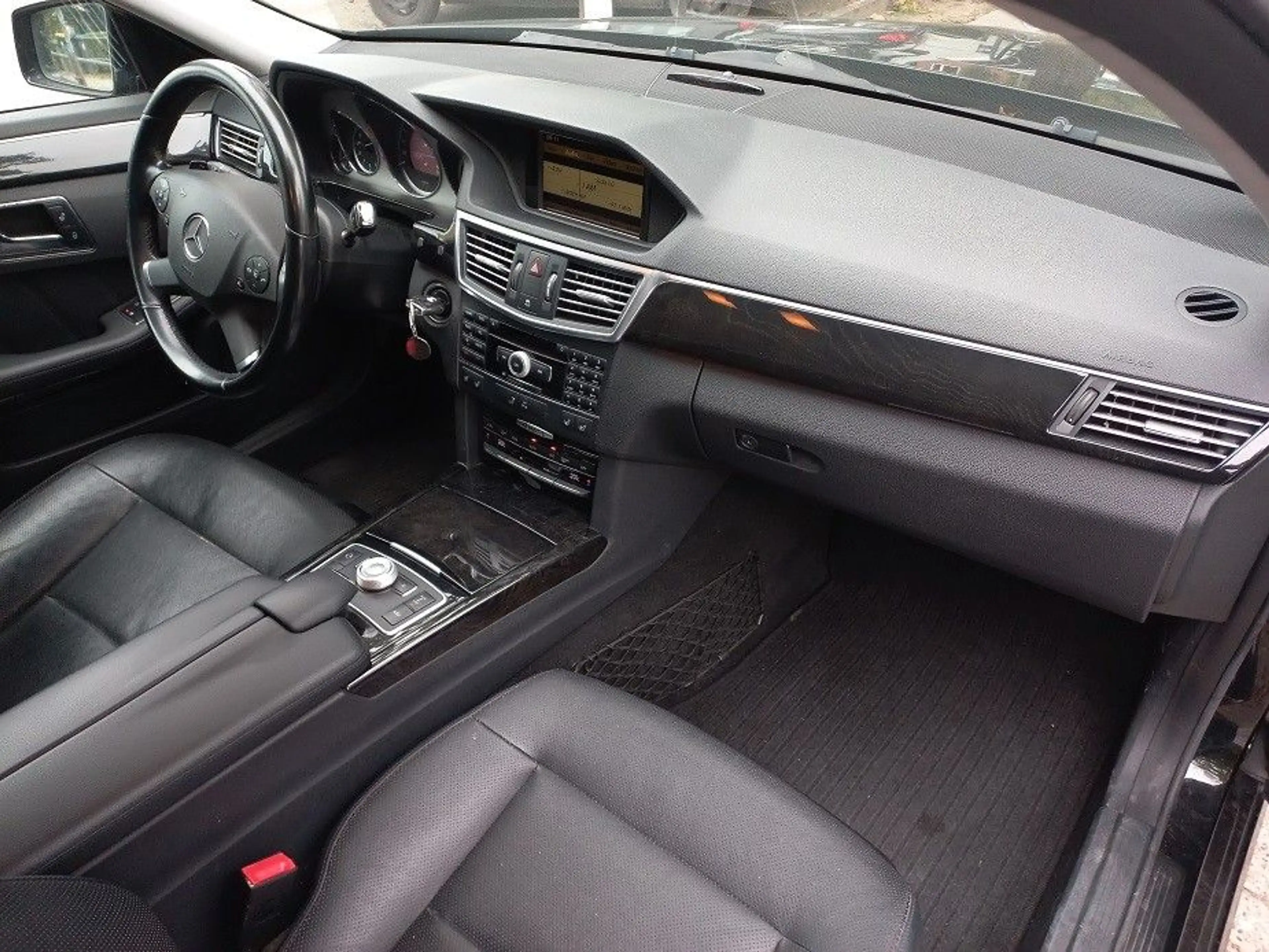Mercedes-Benz E 350 CDI Avantgarde 4Matic Klima Navi AMG18" — photo 11