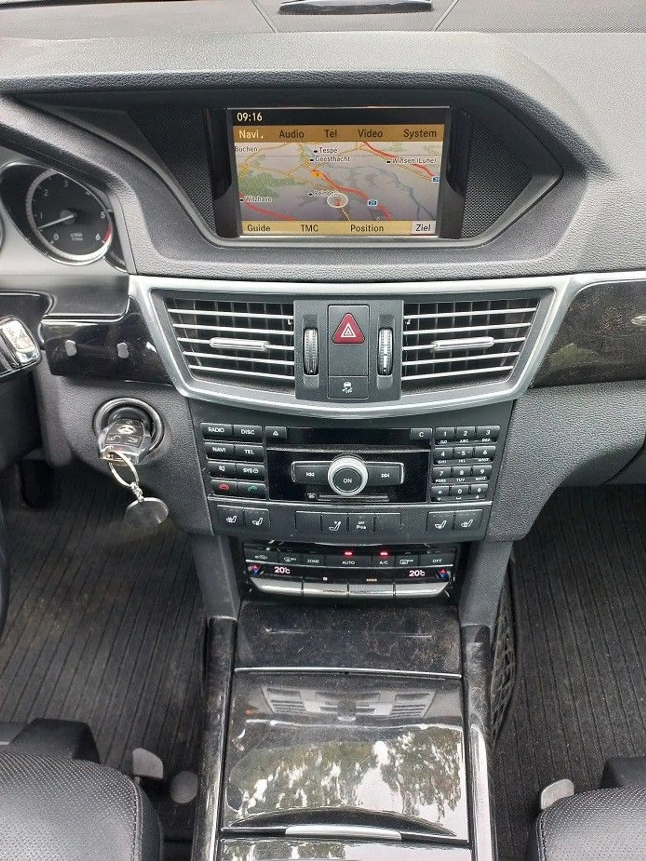 Mercedes-Benz E 350 CDI Avantgarde 4Matic Klima Navi AMG18" — photo 28