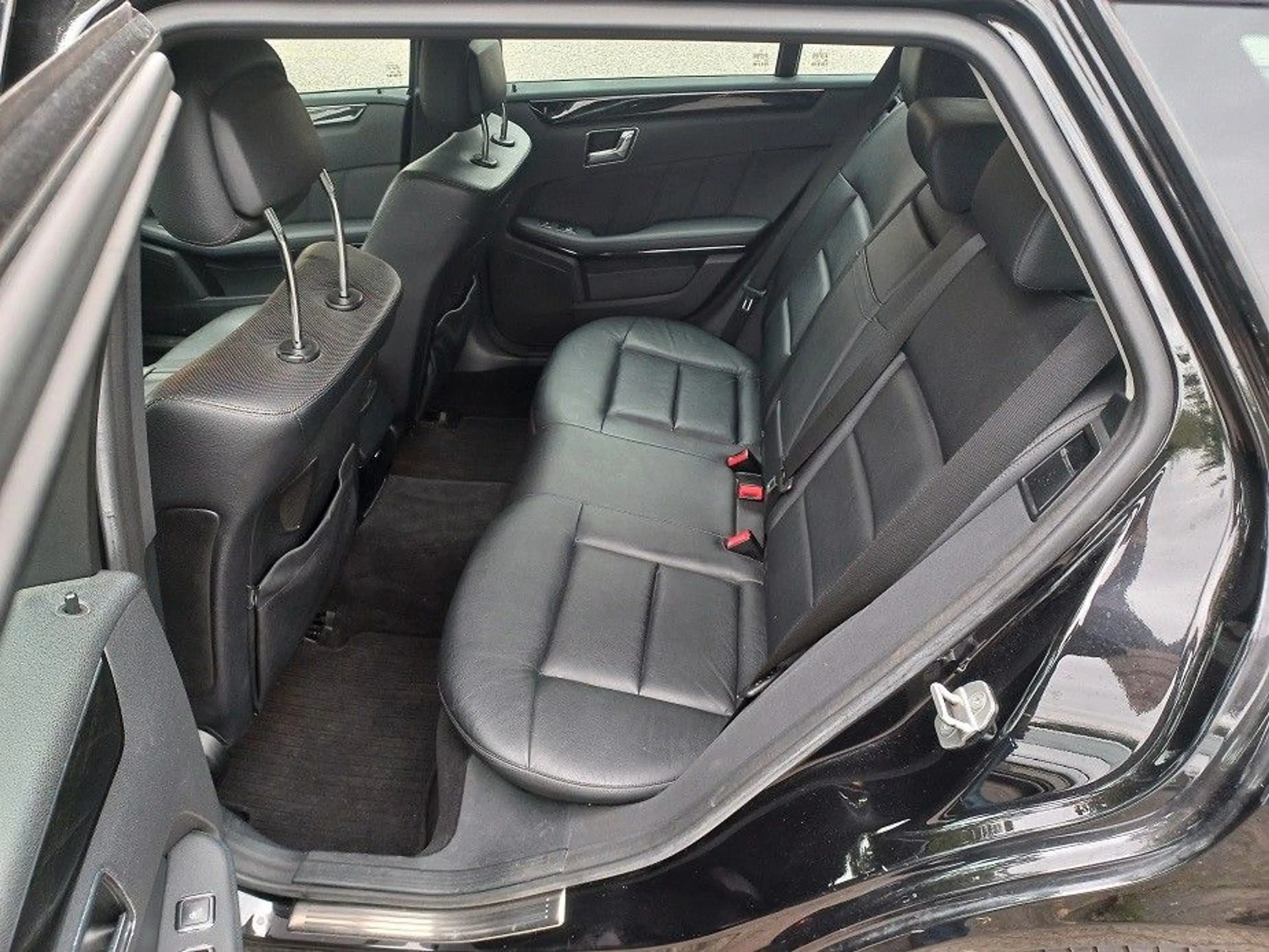 Mercedes-Benz E 350 CDI Avantgarde 4Matic Klima Navi AMG18" — photo 17