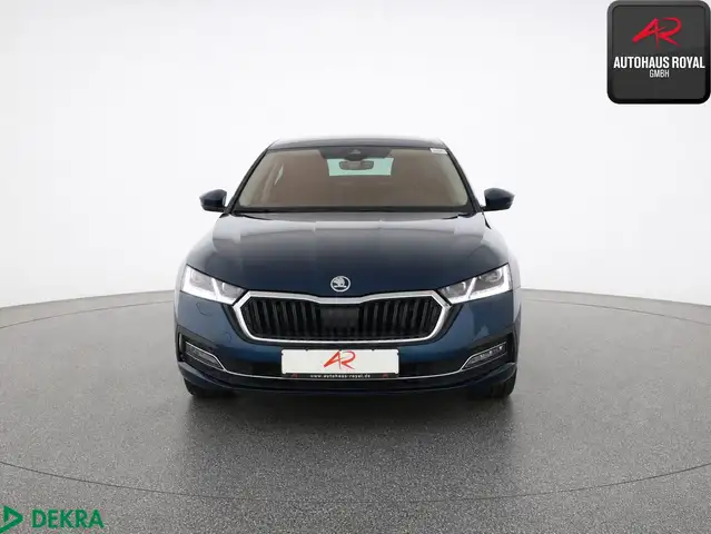 Skoda Octavia view 8