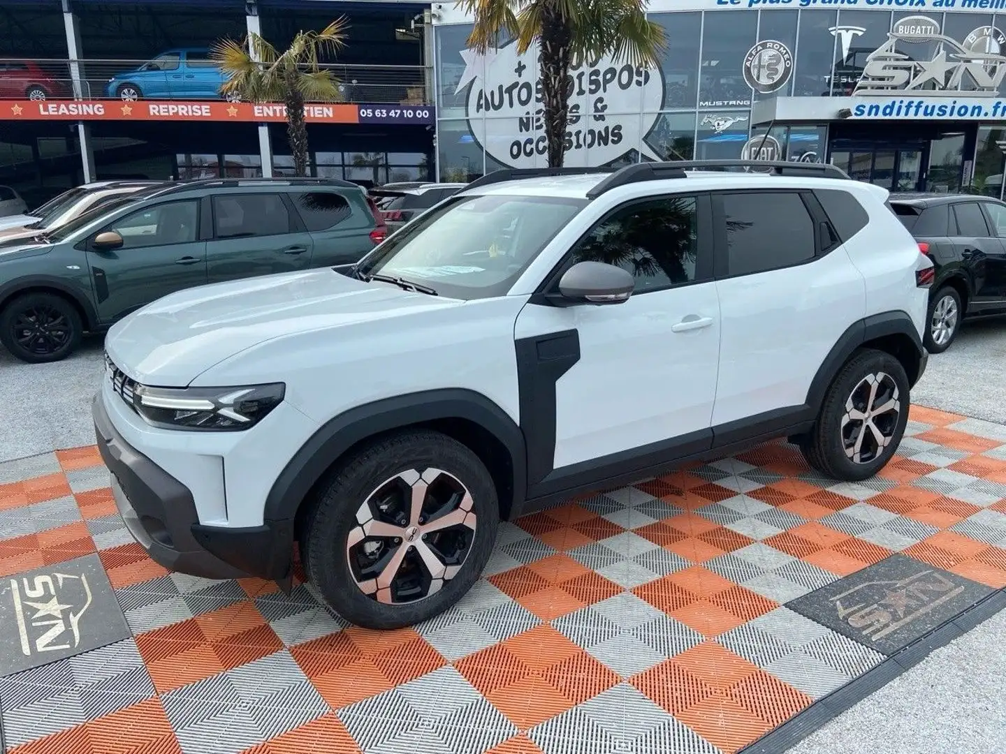 Dacia Duster HYBRID 140 4X2 JOURNEY PACK CITY Blanc - 2