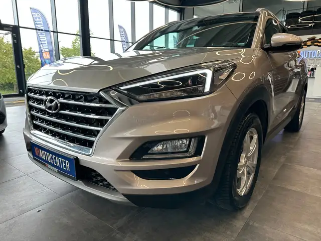 Hyundai Tucson view 4