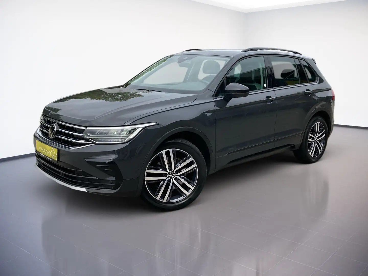 Volkswagen Tiguan URBAN 2.0TDI 200PS 4M DSG LED.AHK.NAVI.SHZG.ACC Grau - 2