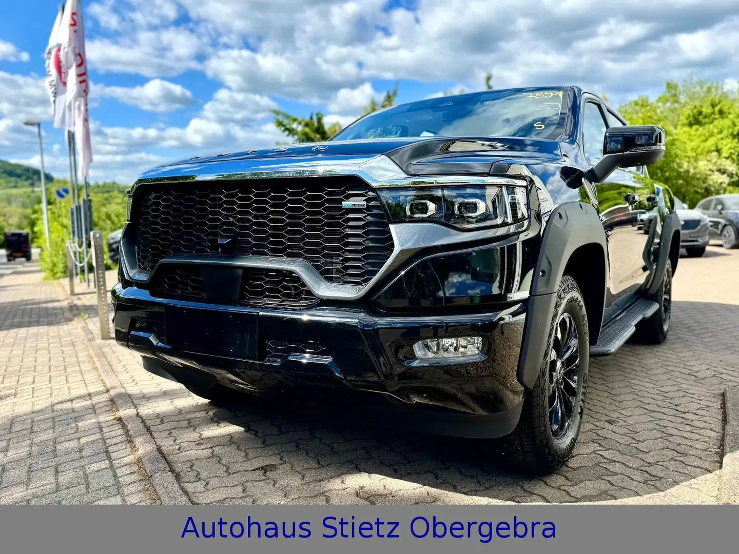 Sonstige Marken Foton 4  MHEV 4X4 Schwarz - 1