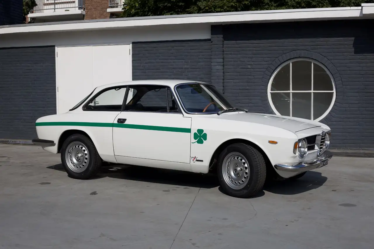 Alfa Romeo GT 1300 Junior Perfecte staat!, foto 2