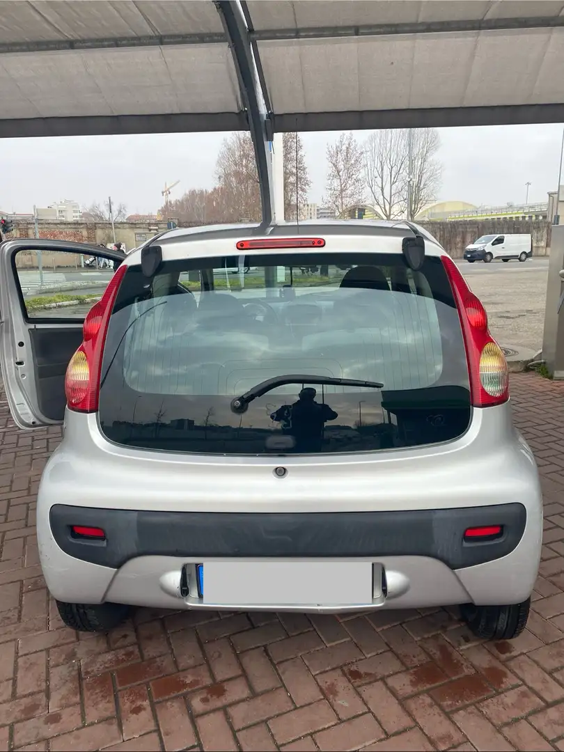 Peugeot 107 3p 1.0 12v Desir - 2