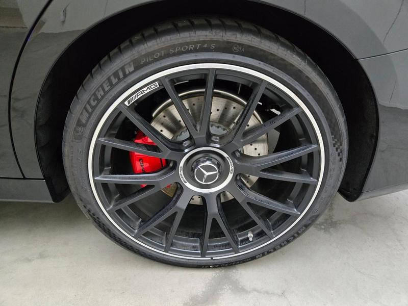 Mercedes-Benz E 53 AMG 4MATIC+ Night Edition — photo 13