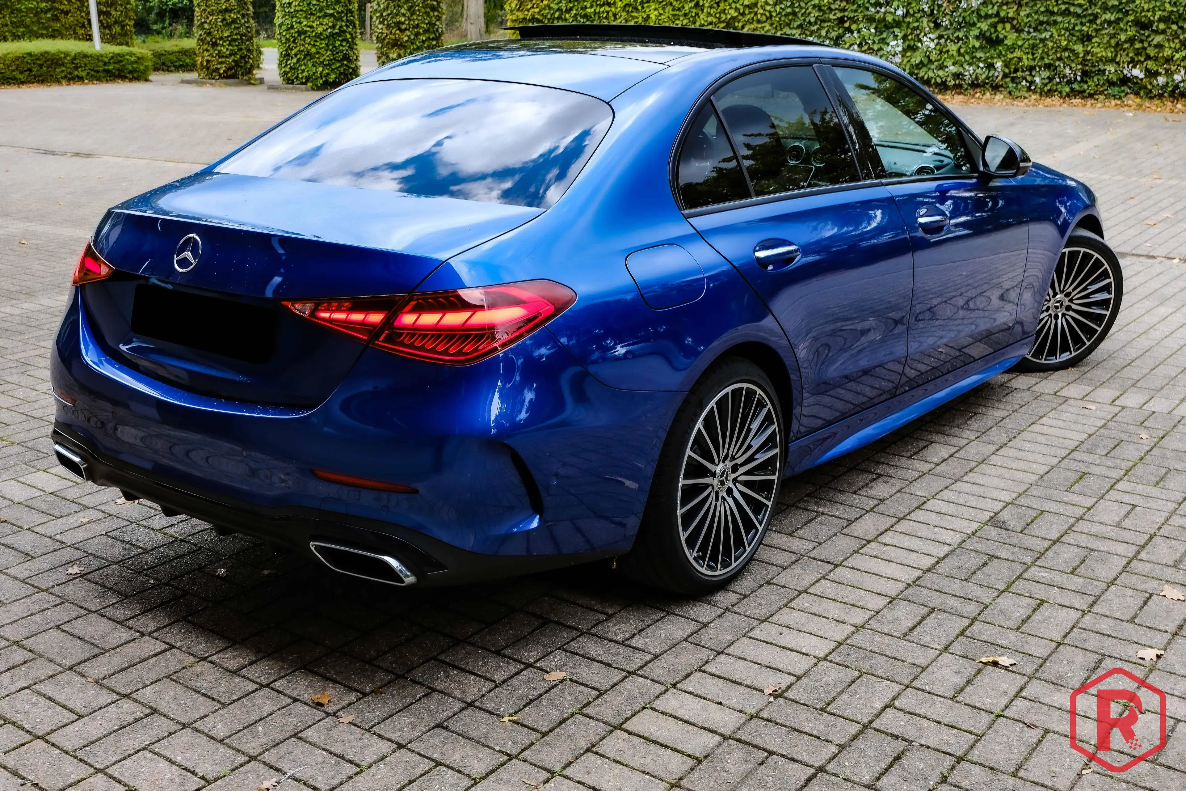 Mercedes-Benz C 220 d AMG Pano Burmester Digitallight — photo 5