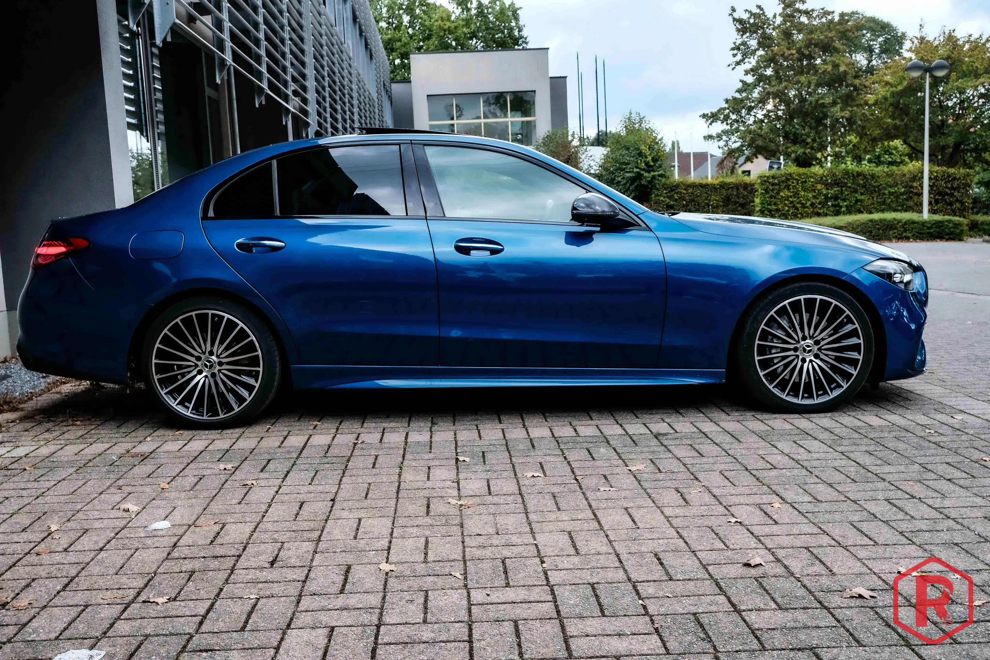 Mercedes-Benz C 220 d AMG Pano Burmester Digitallight — photo 4