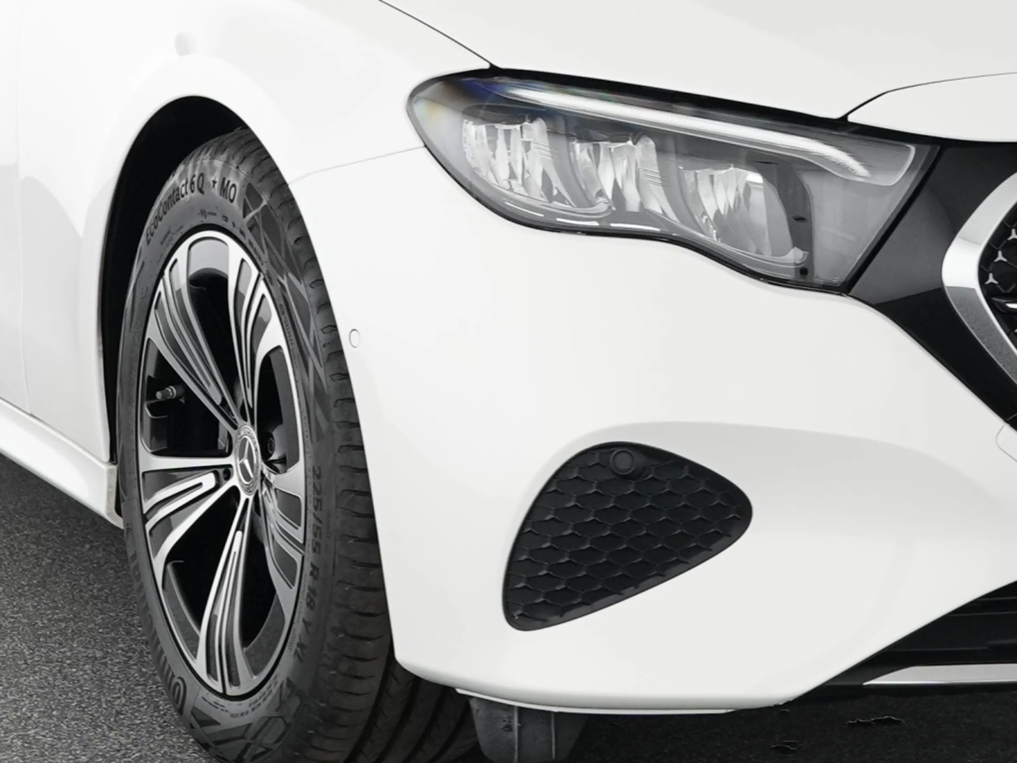 Mercedes-Benz E 220 d T Avantgarde Advanced AHK LED Automatik — photo 7