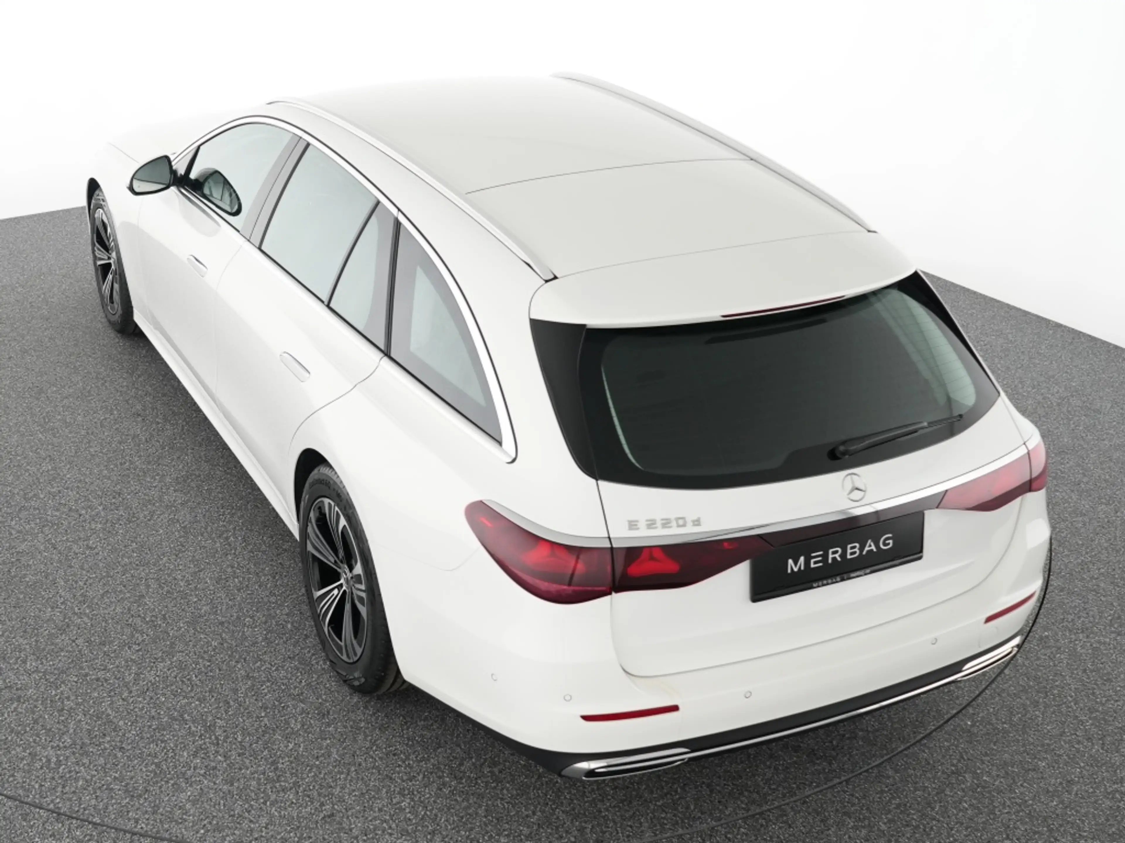 Mercedes-Benz E 220 d T Avantgarde Advanced AHK LED Automatik — photo 11