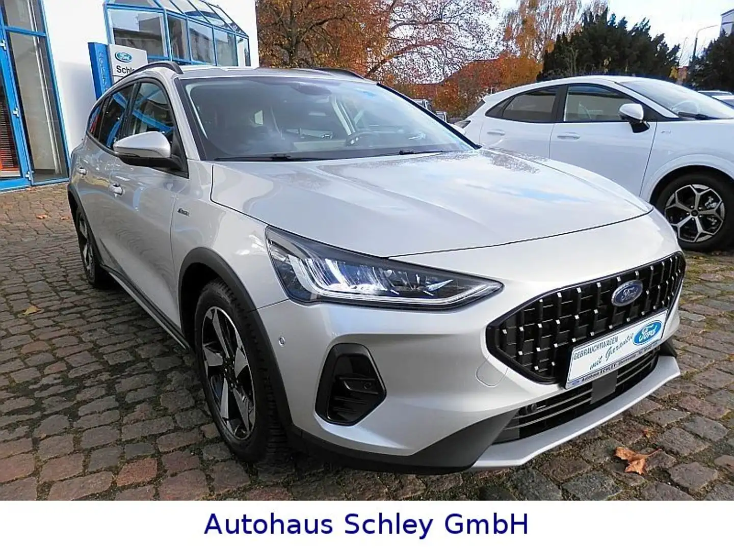 Ford Focus Turnier Active X*Autom*B&O*eKlappe*AGR* Argent - 2