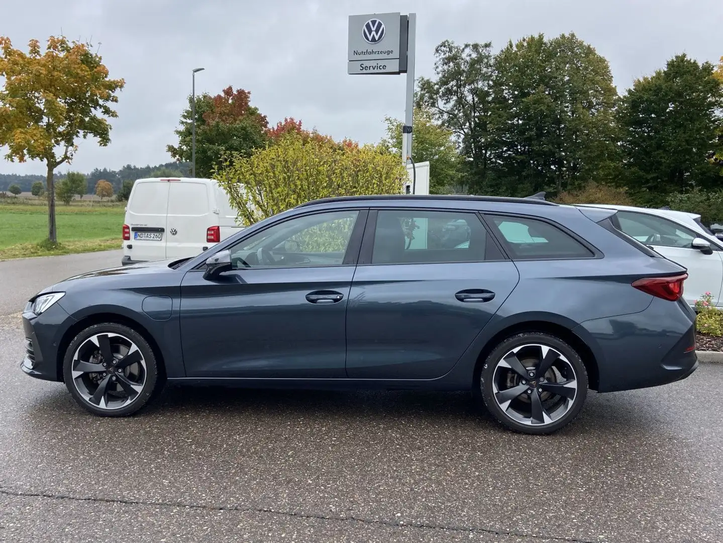 CUPRA Leon ST 1.4 TSI DSG eHybrid 18"+EL.VORDERSITZE+N Grau - 2