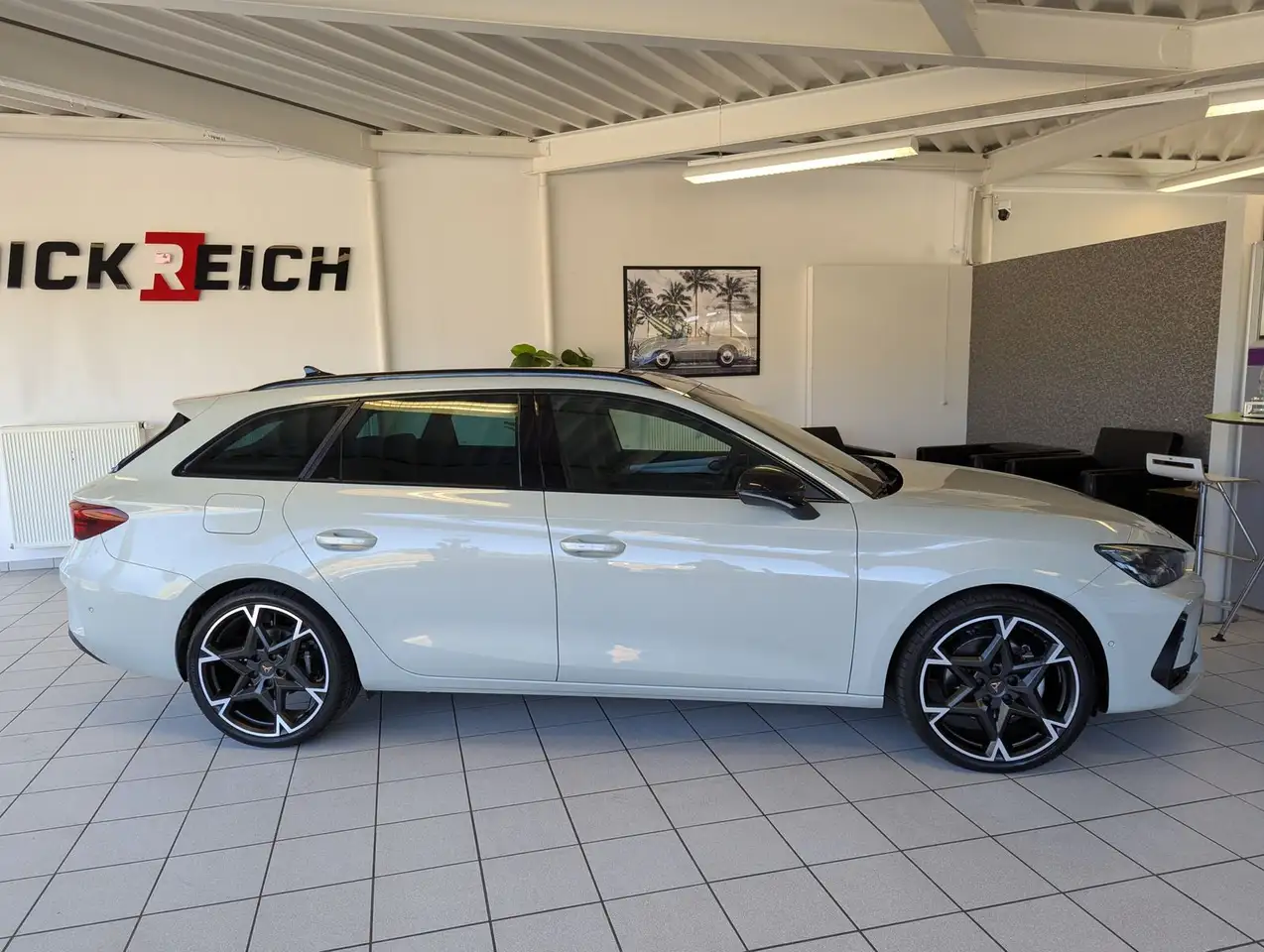 Cupra Leon 1.5 eTSI DSG Pano DCC Marix Dinamica AHK 19, миниатюра 9