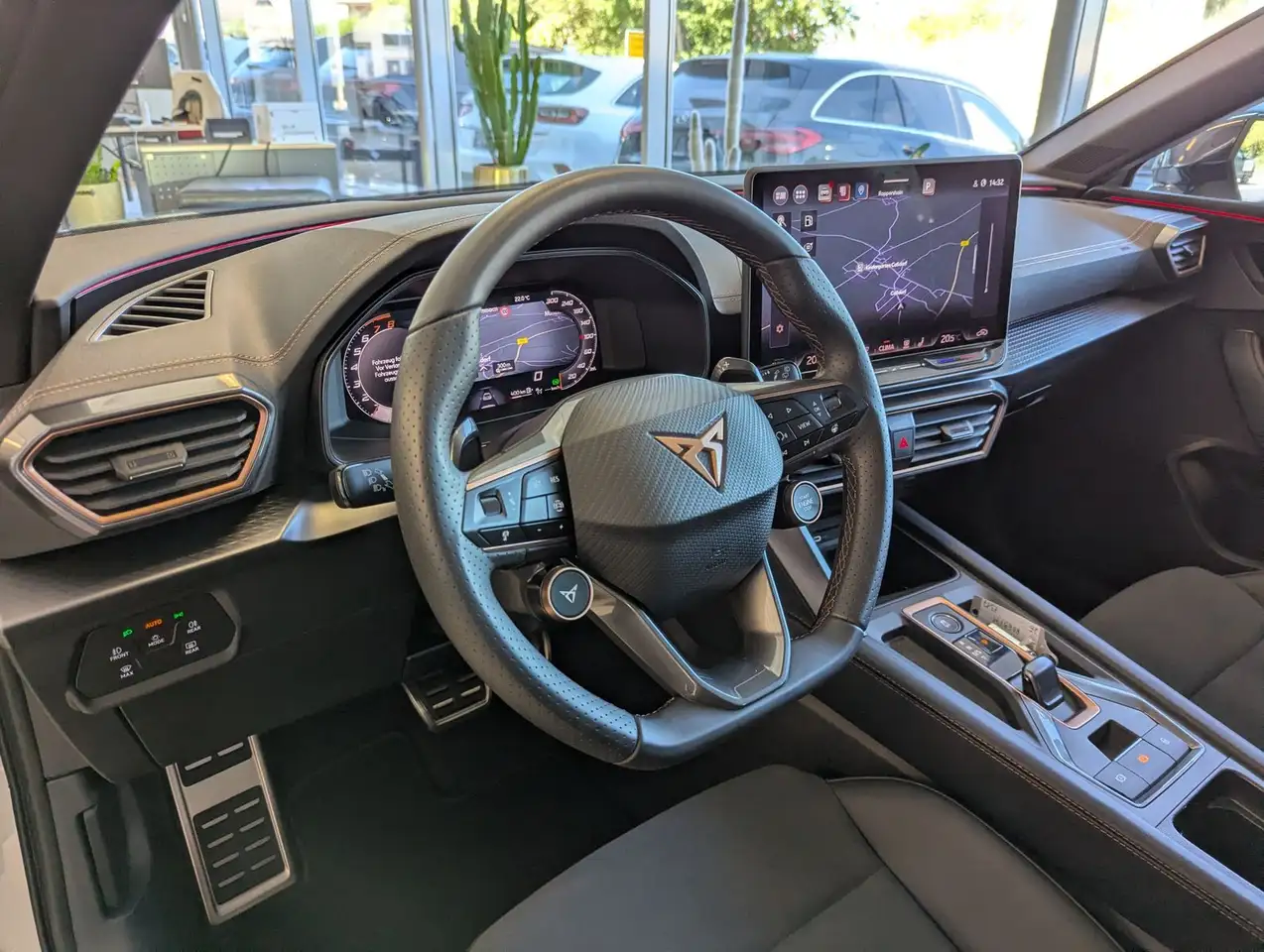 Cupra Leon 1.5 eTSI DSG Pano DCC Marix Dinamica AHK 19, миниатюра 23