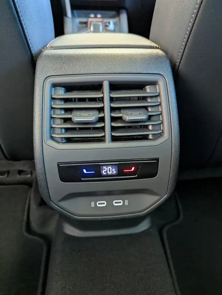 Cupra Leon 1.5 eTSI DSG Pano DCC Marix Dinamica AHK 19, миниатюра 28