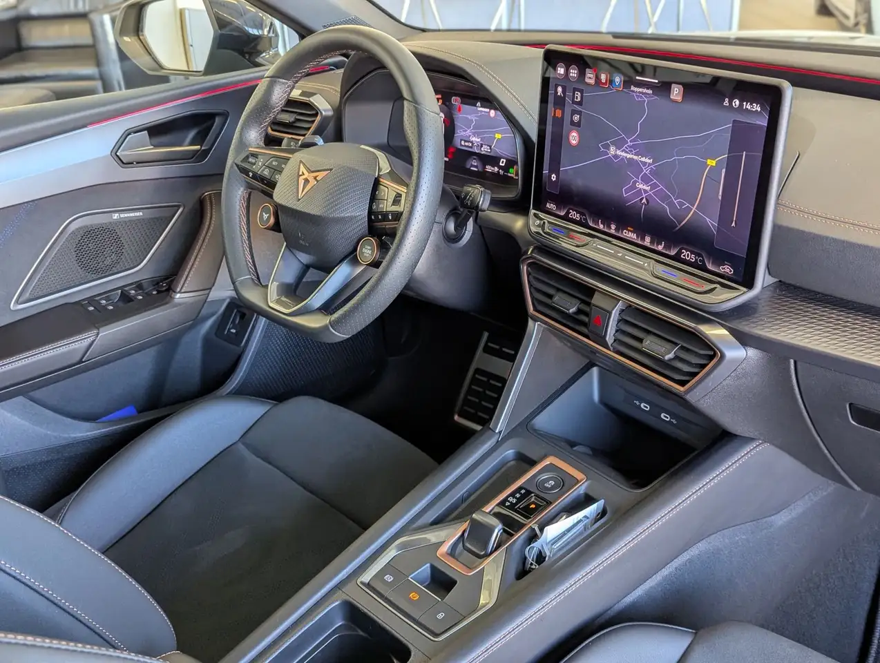 Cupra Leon 1.5 eTSI DSG Pano DCC Marix Dinamica AHK 19, миниатюра 12