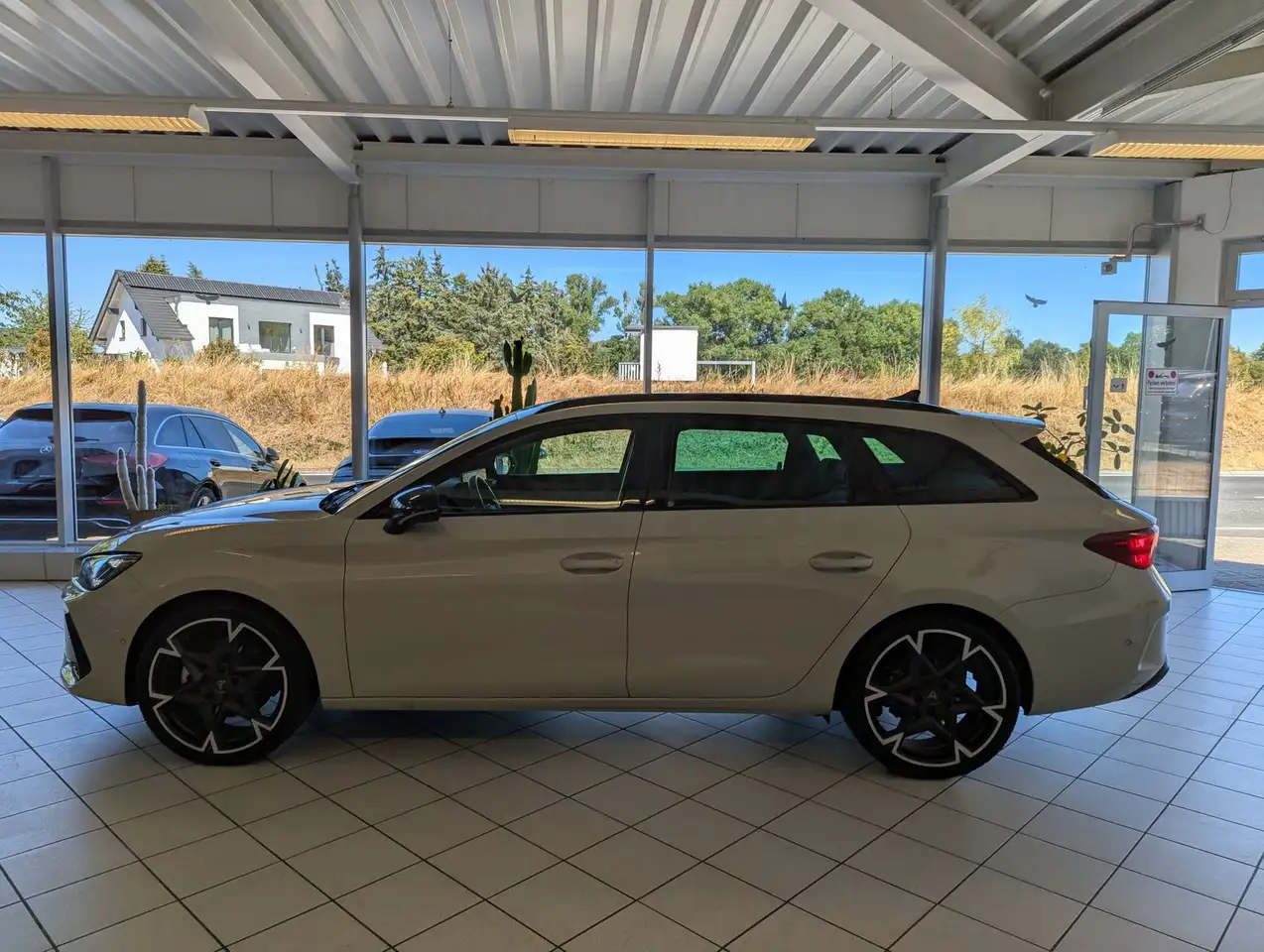 Cupra Leon 1.5 eTSI DSG Pano DCC Marix Dinamica AHK 19, миниатюра 4
