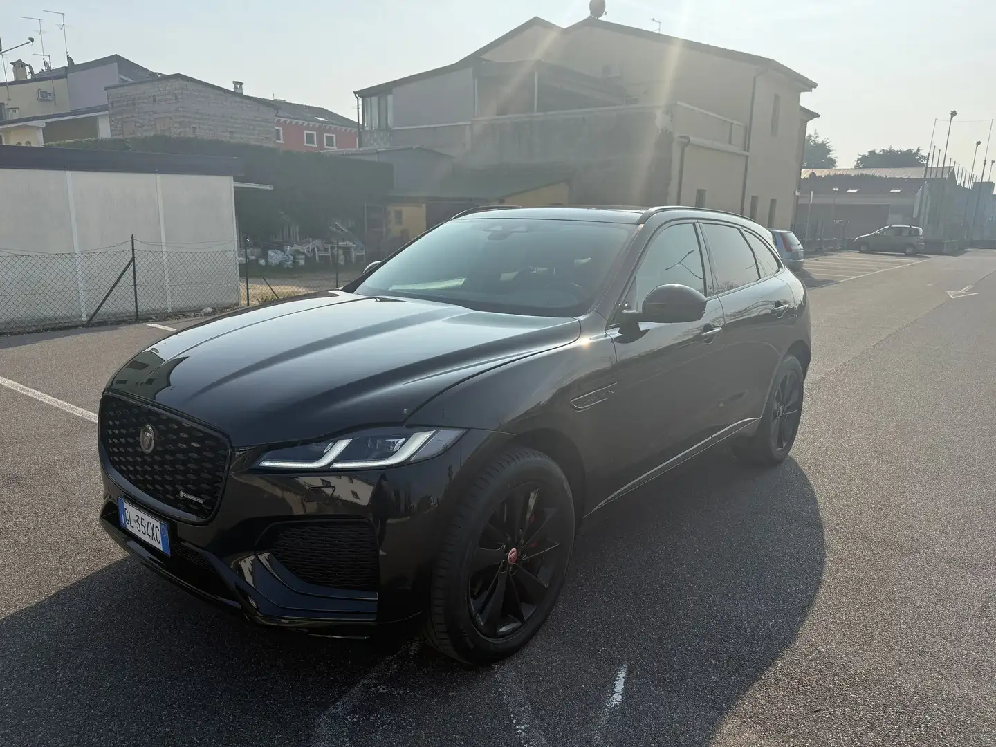 Jaguar F-Pace 2.0 i4 R-Dynamic Black awd 250cv auto - 1