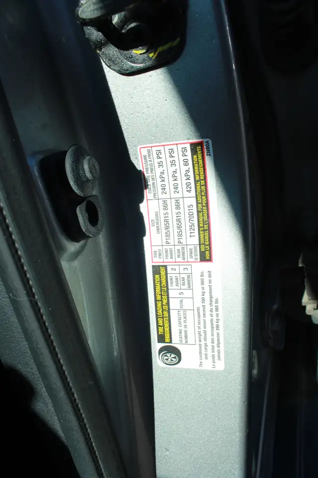 Nissan Versa снимка Nissan Versa