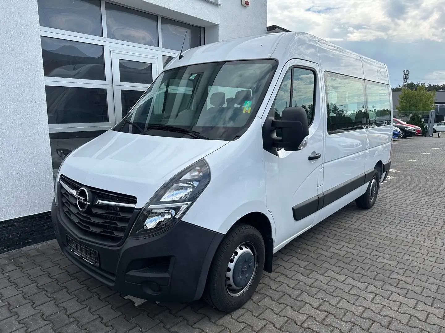 Opel Movano B Kombi 2.3 CDTI /L2H2 9-Sitzer Blanc - 1