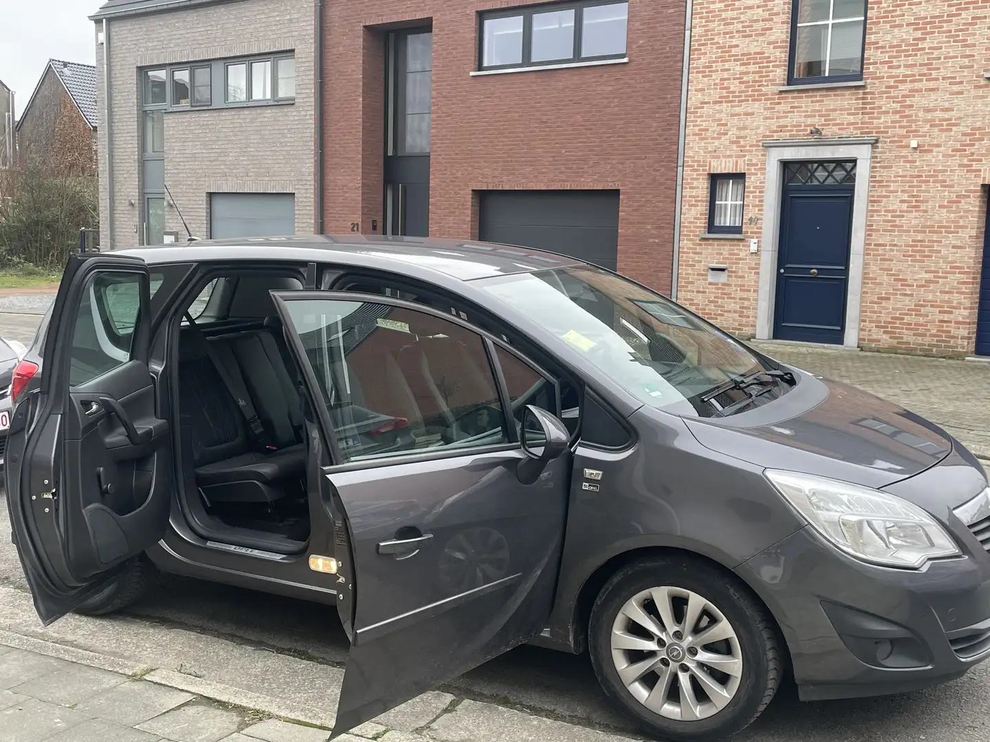 Opel Meriva 1.4 Turbo avec CT - 2